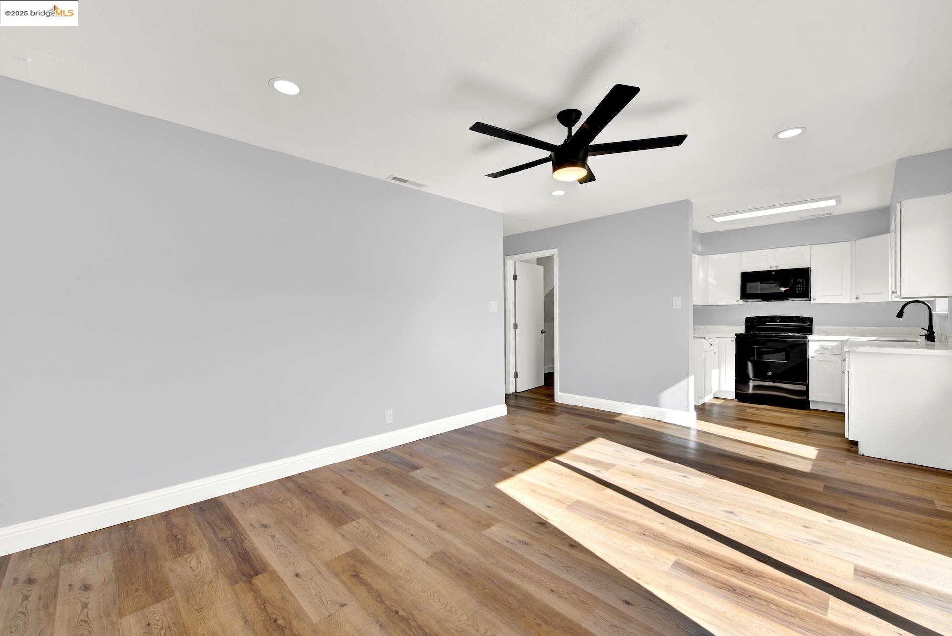 Detail Gallery Image 11 of 59 For 6824 Allegheny Ct, Stockton,  CA 95219 - 3 Beds | 1/1 Baths