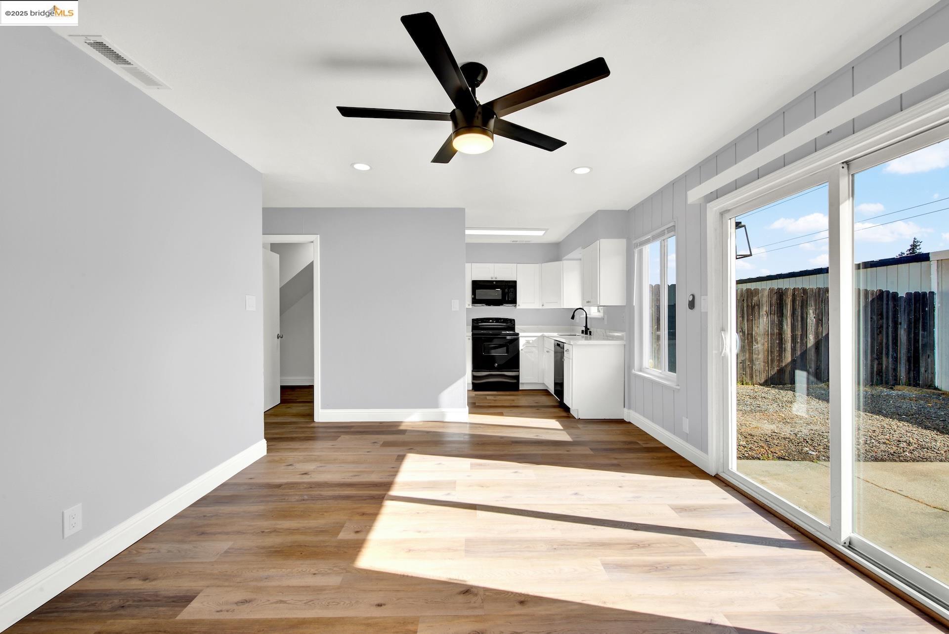 Detail Gallery Image 12 of 59 For 6824 Allegheny Ct, Stockton,  CA 95219 - 3 Beds | 1/1 Baths