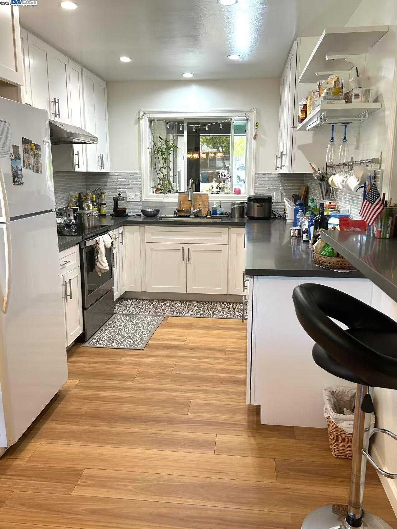 Detail Gallery Image 9 of 10 For 1247 Raymond Dr, Pacheco,  CA 94553 - 3 Beds | 2 Baths