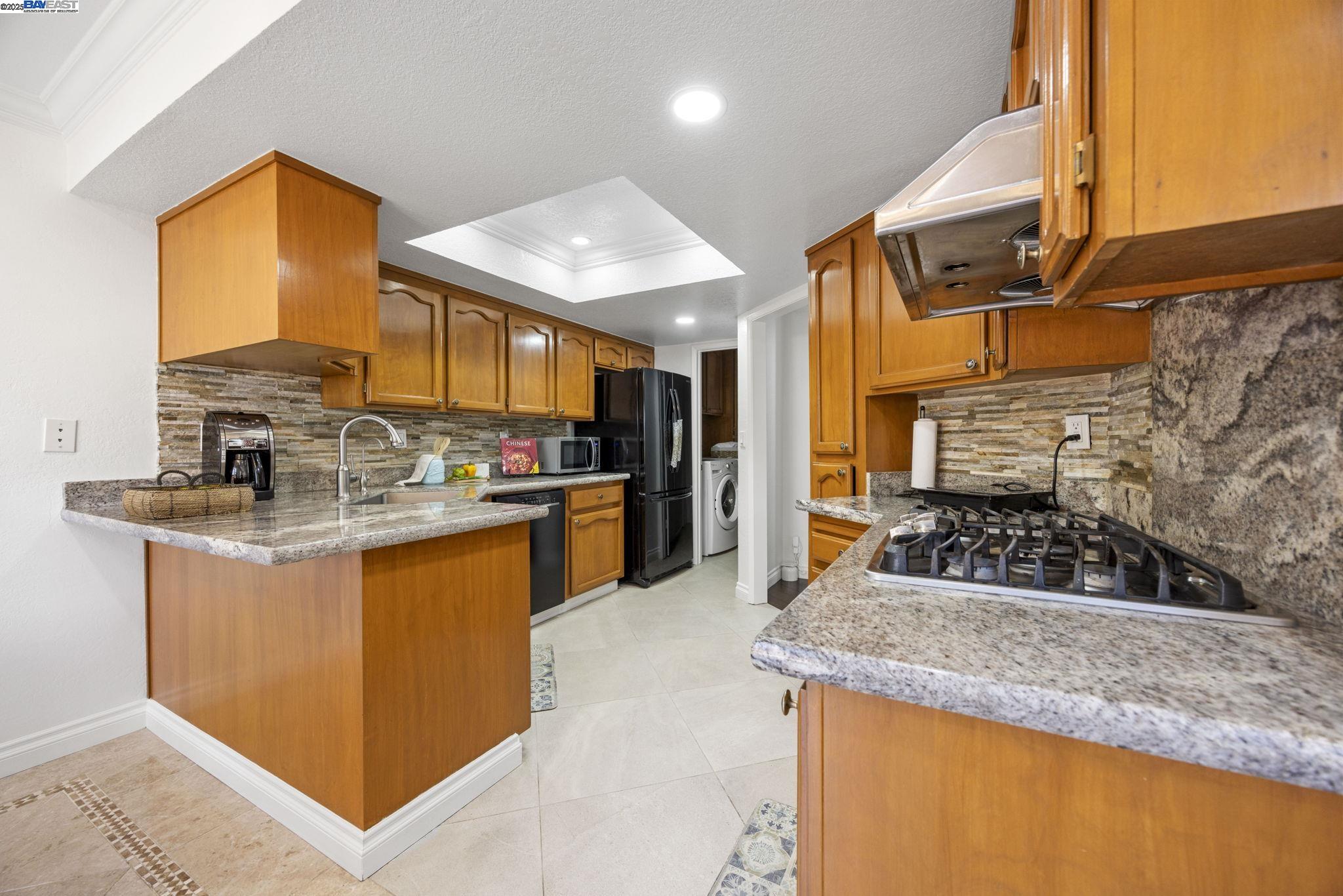 Detail Gallery Image 11 of 32 For 2859 El Capitan Dr, Pleasanton,  CA 94566 - 3 Beds | 2 Baths