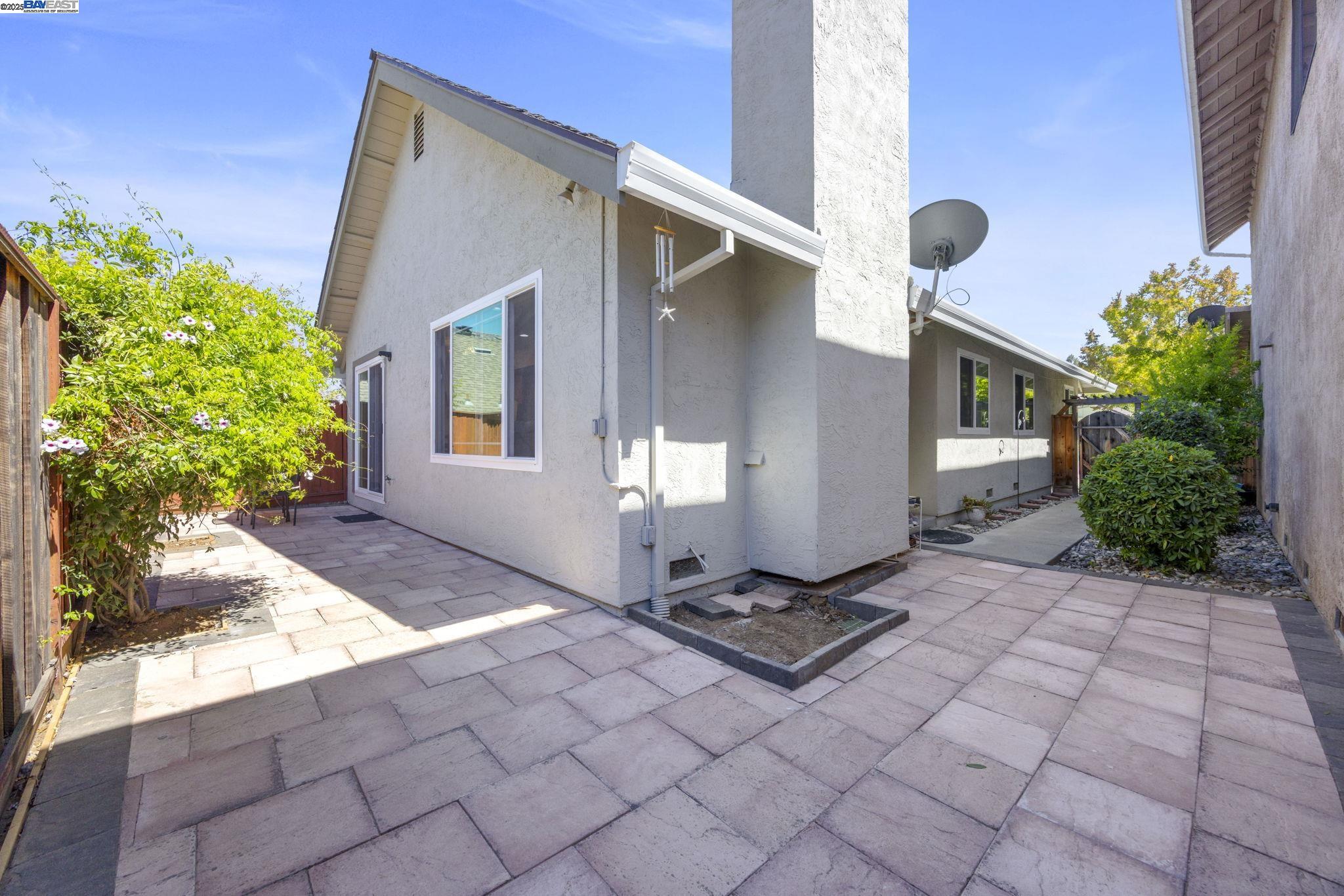 Detail Gallery Image 30 of 32 For 2859 El Capitan Dr, Pleasanton,  CA 94566 - 3 Beds | 2 Baths