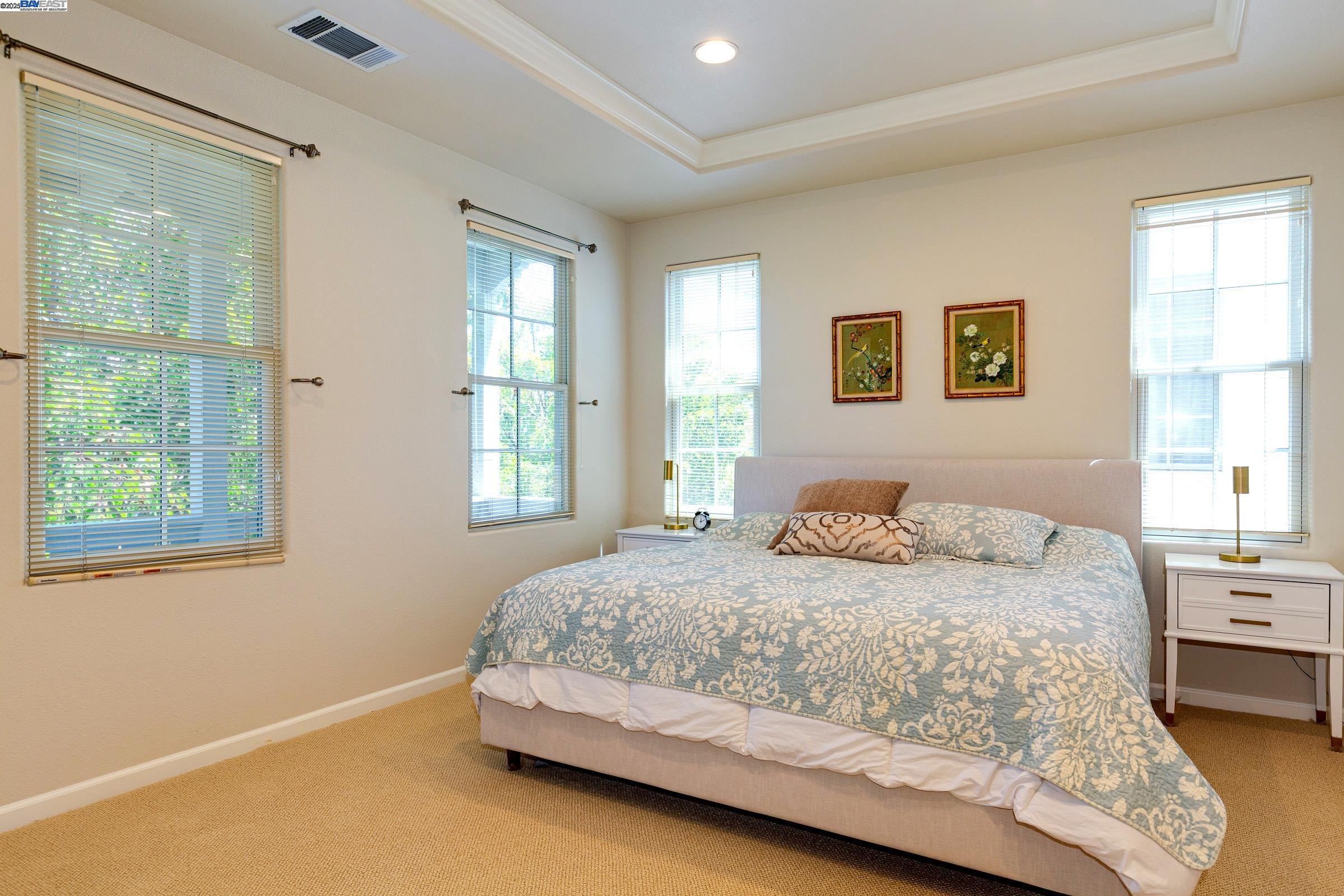 Detail Gallery Image 22 of 33 For 310 Lina Ave, Alameda,  CA 94501 - 4 Beds | 2/1 Baths