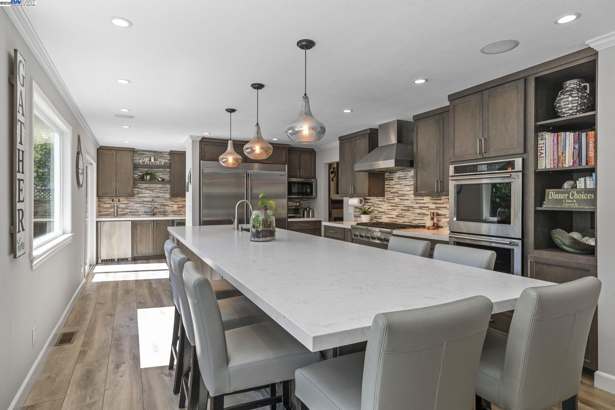 Detail Gallery Image 13 of 60 For 611 Lomond Cir, San Ramon,  CA 94583 - 4 Beds | 3 Baths