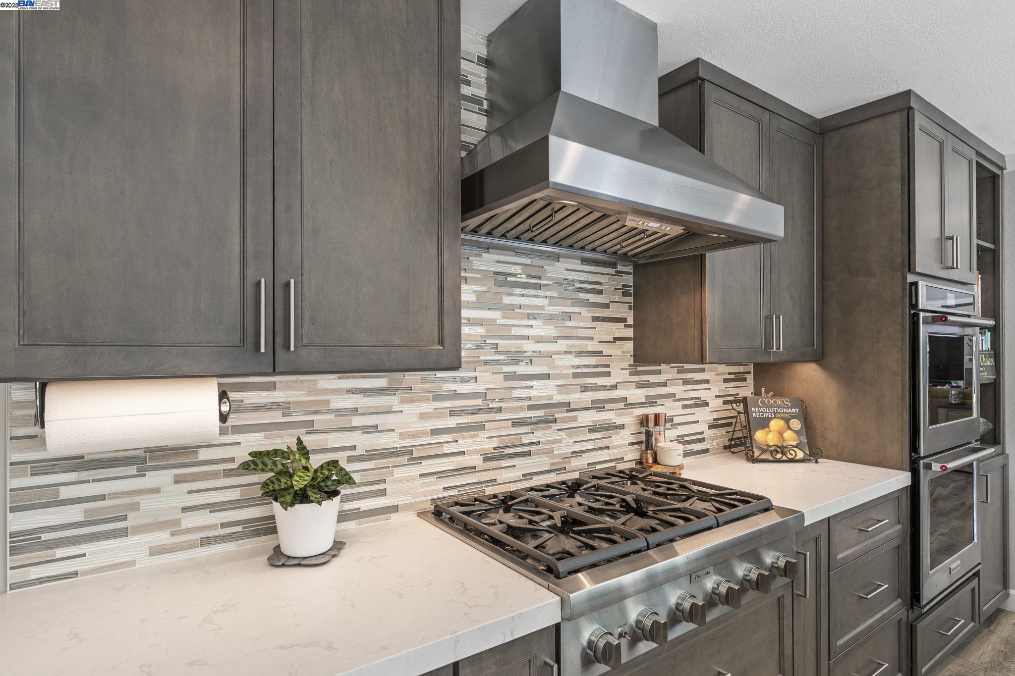 Detail Gallery Image 14 of 60 For 611 Lomond Cir, San Ramon,  CA 94583 - 4 Beds | 3 Baths