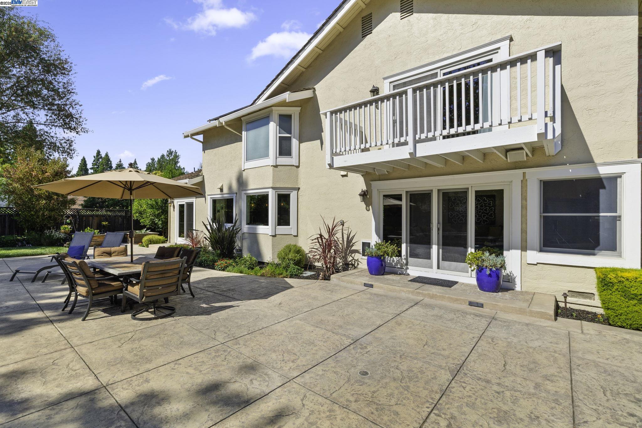 Detail Gallery Image 50 of 60 For 611 Lomond Cir, San Ramon,  CA 94583 - 4 Beds | 3 Baths