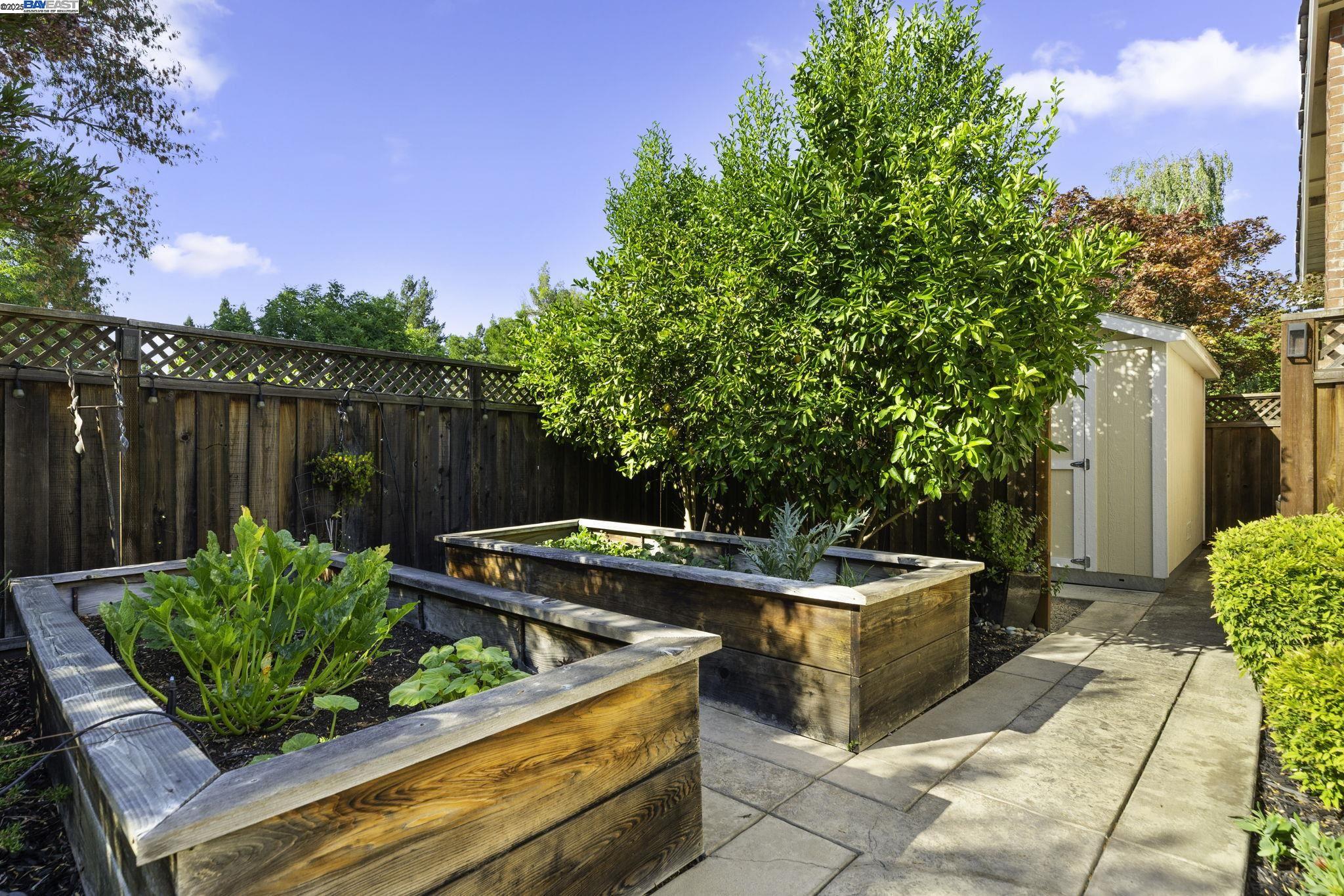 Detail Gallery Image 55 of 60 For 611 Lomond Cir, San Ramon,  CA 94583 - 4 Beds | 3 Baths