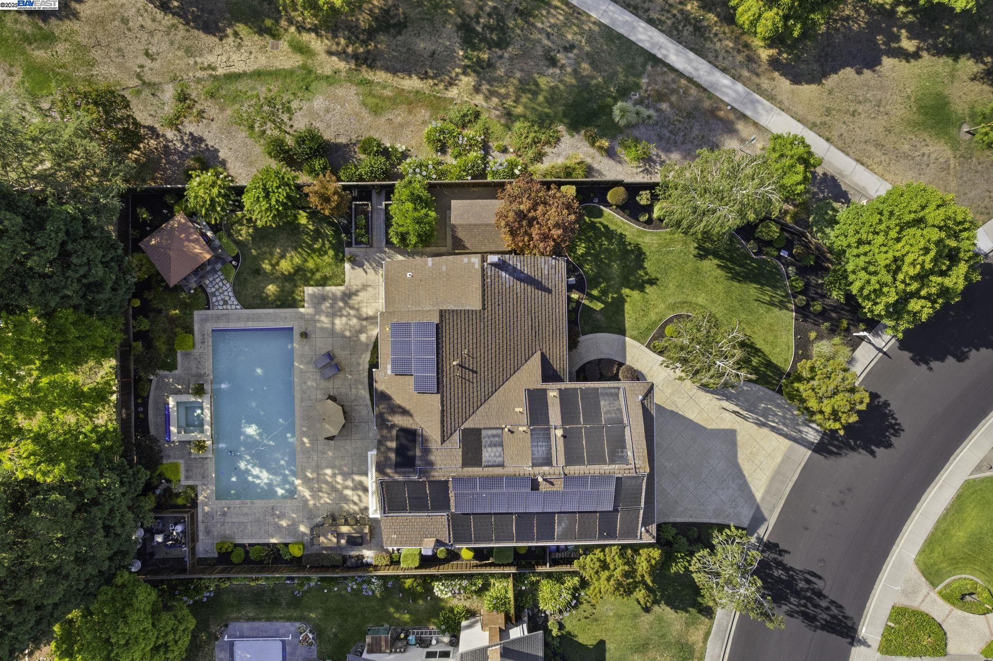 Detail Gallery Image 59 of 60 For 611 Lomond Cir, San Ramon,  CA 94583 - 4 Beds | 3 Baths