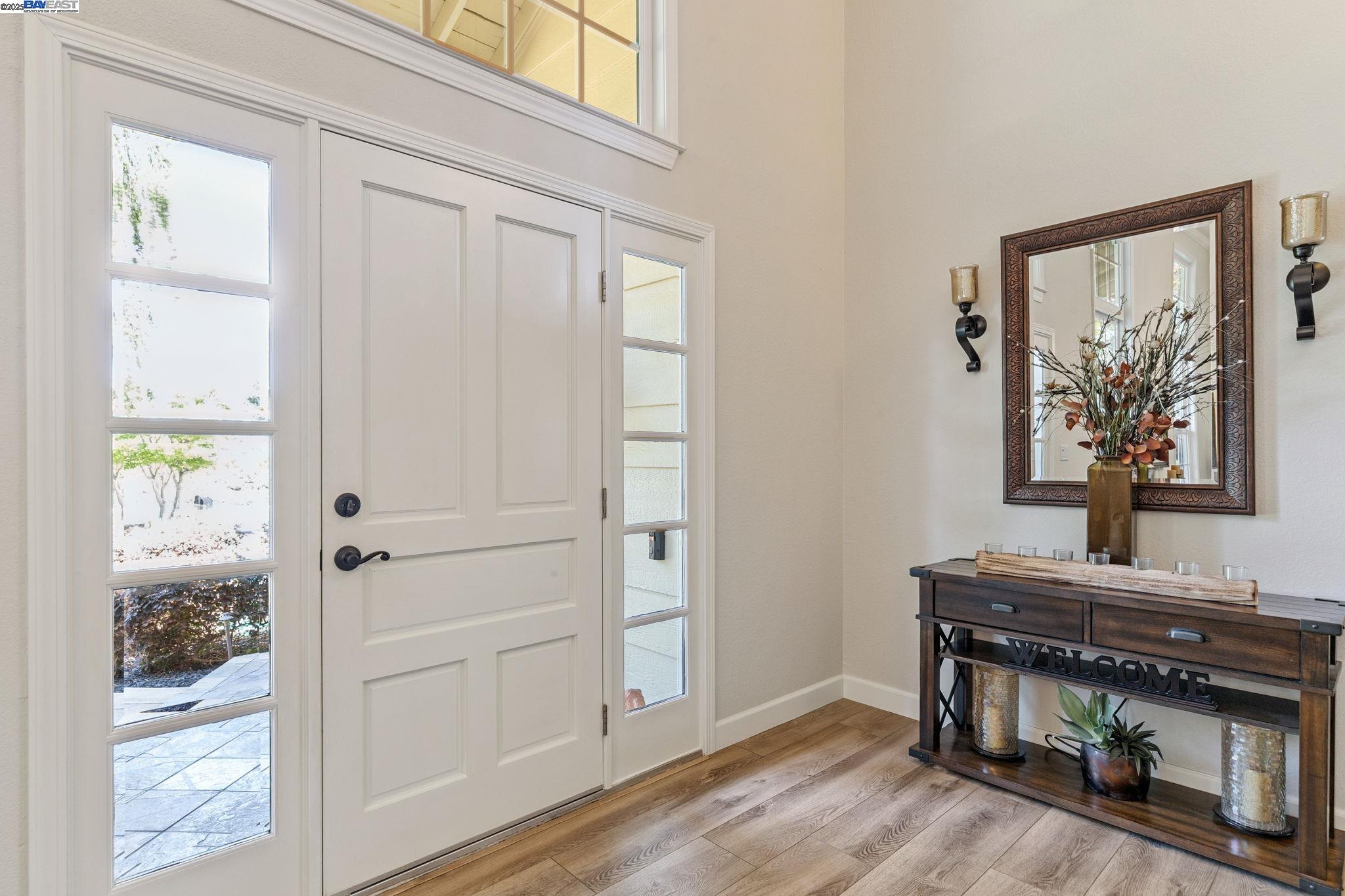 Detail Gallery Image 7 of 60 For 611 Lomond Cir, San Ramon,  CA 94583 - 4 Beds | 3 Baths