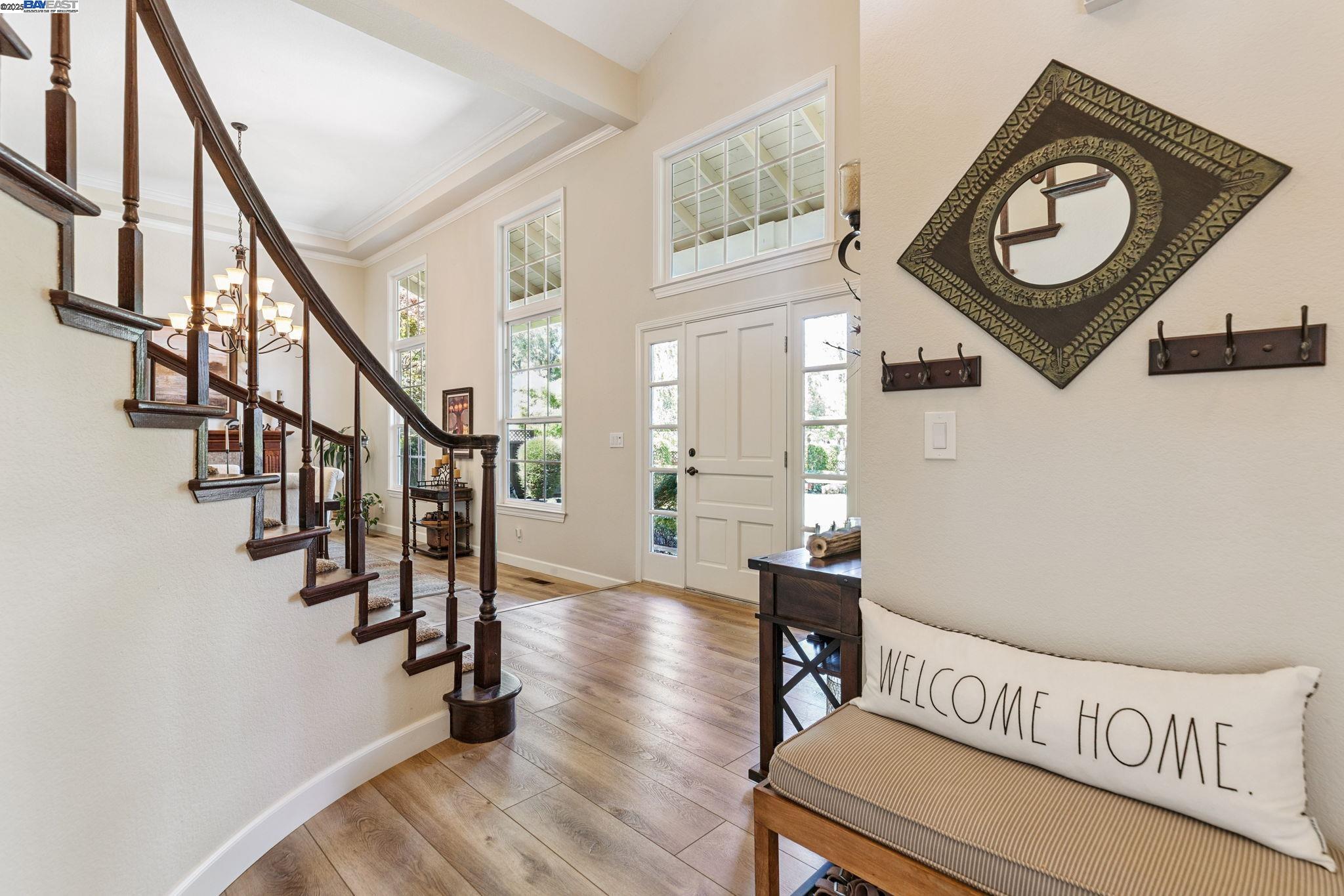 Detail Gallery Image 8 of 60 For 611 Lomond Cir, San Ramon,  CA 94583 - 4 Beds | 3 Baths
