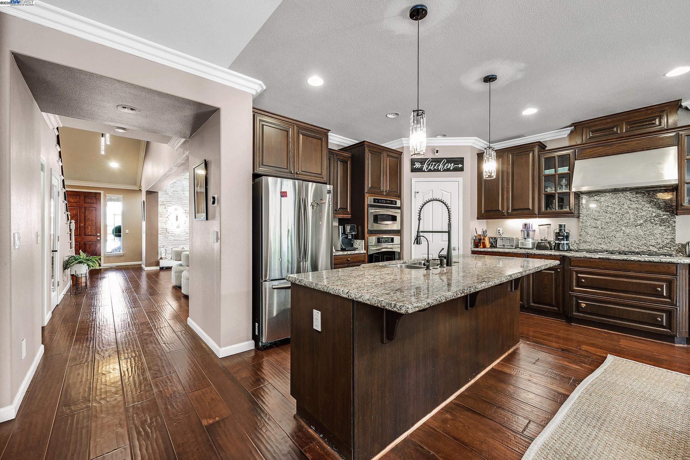 Detail Gallery Image 12 of 33 For 6232 Murdock Way, San Ramon,  CA 94582 - 4 Beds | 3 Baths