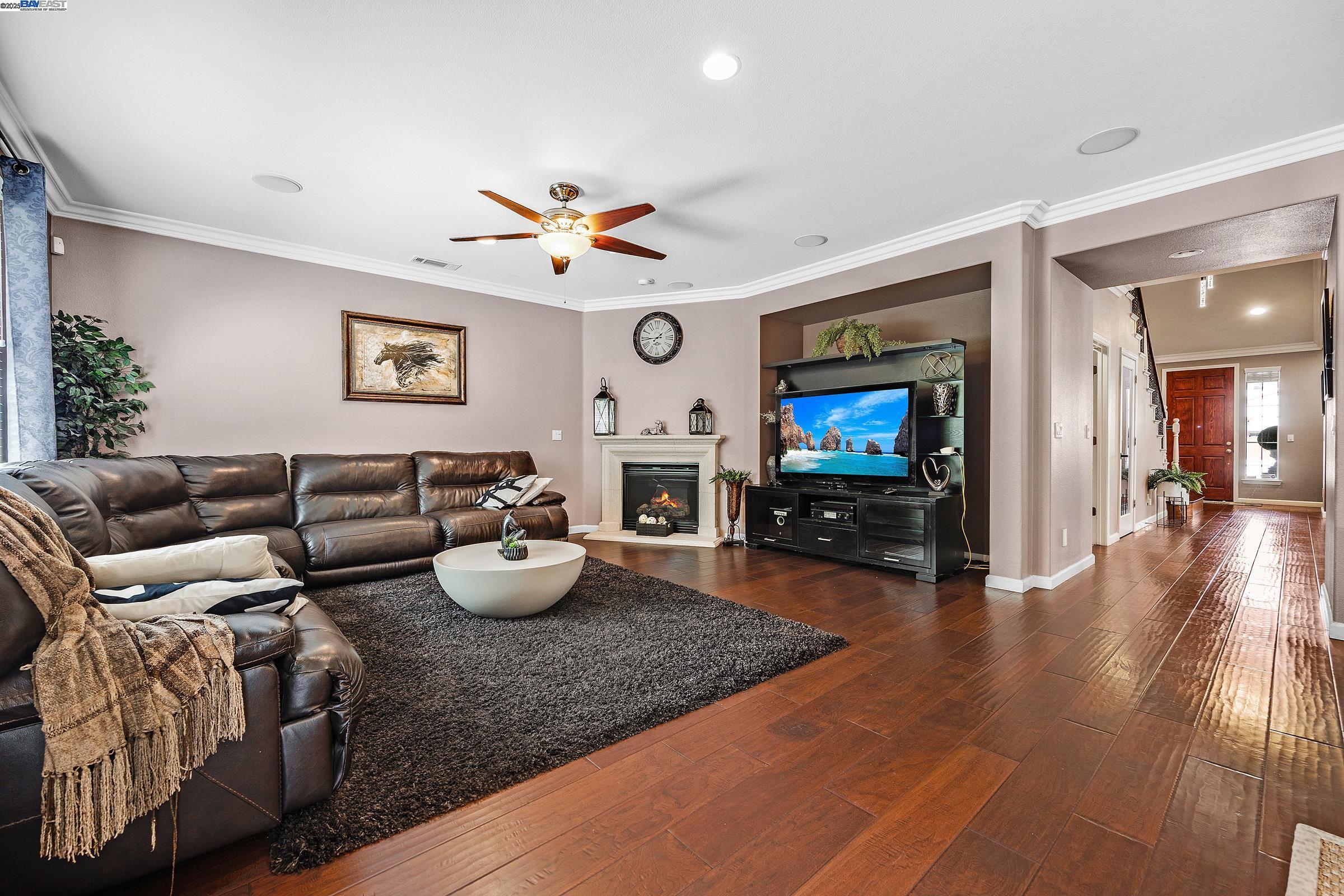 Detail Gallery Image 9 of 33 For 6232 Murdock Way, San Ramon,  CA 94582 - 4 Beds | 3 Baths