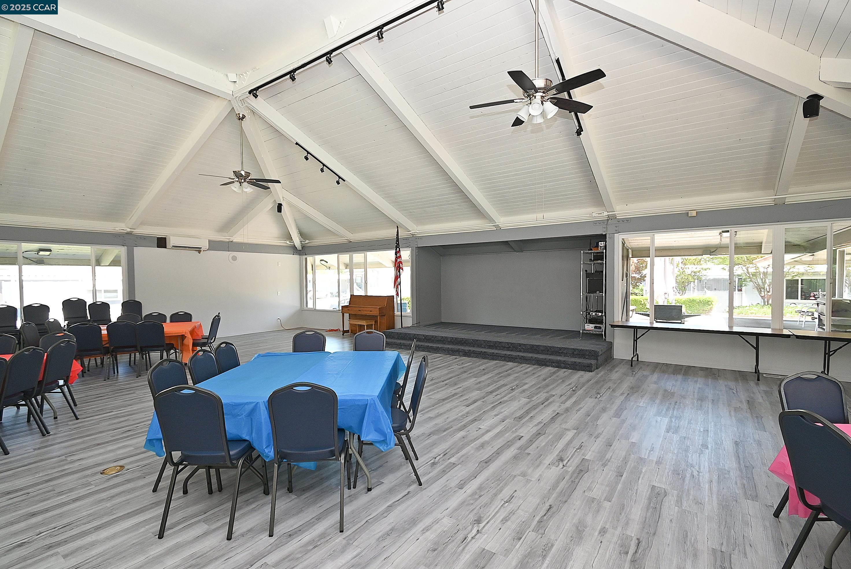 Detail Gallery Image 36 of 43 For 109 Reef Dr #109,  Pittsburg,  CA 94565 - 2 Beds | 2 Baths
