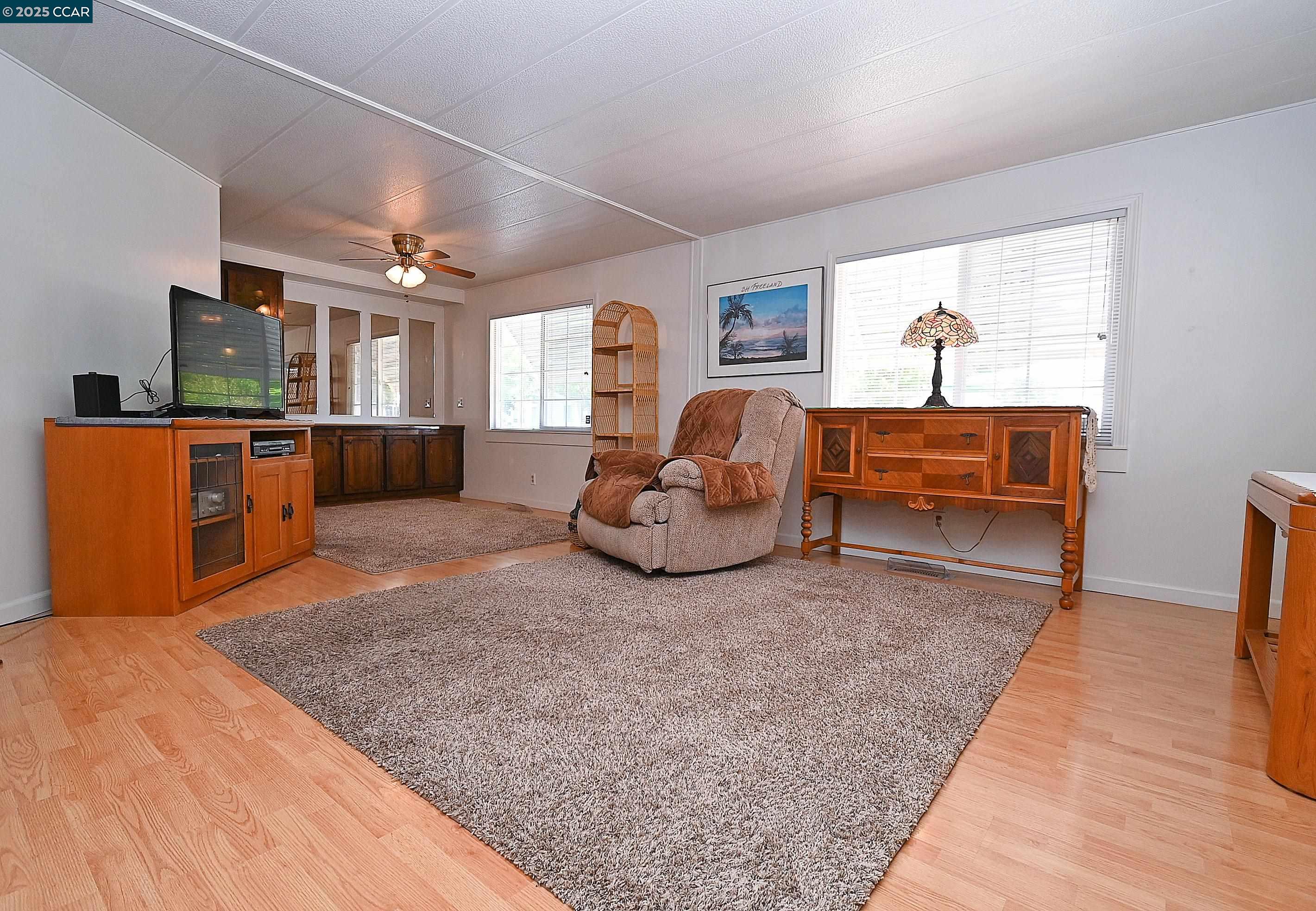 Detail Gallery Image 9 of 43 For 109 Reef Dr #109,  Pittsburg,  CA 94565 - 2 Beds | 2 Baths