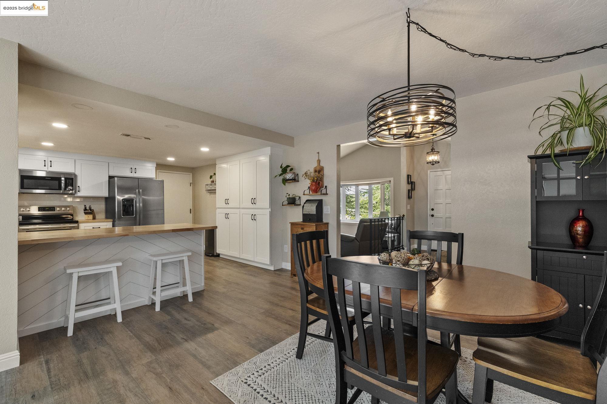 Detail Gallery Image 15 of 34 For 20112 Shawnee Dr, Sonora,  CA 95370 - 3 Beds | 2 Baths