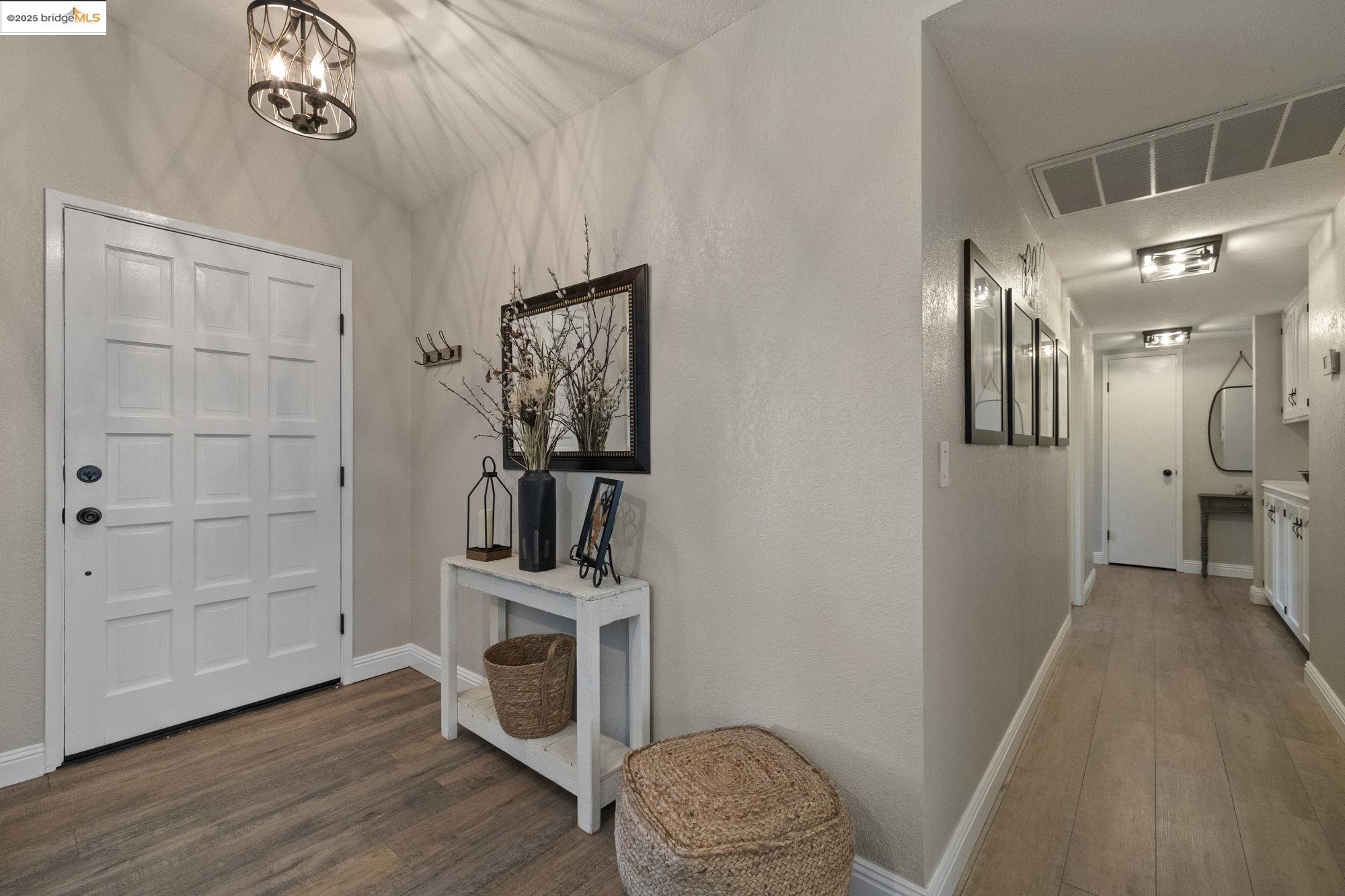 Detail Gallery Image 16 of 34 For 20112 Shawnee Dr, Sonora,  CA 95370 - 3 Beds | 2 Baths