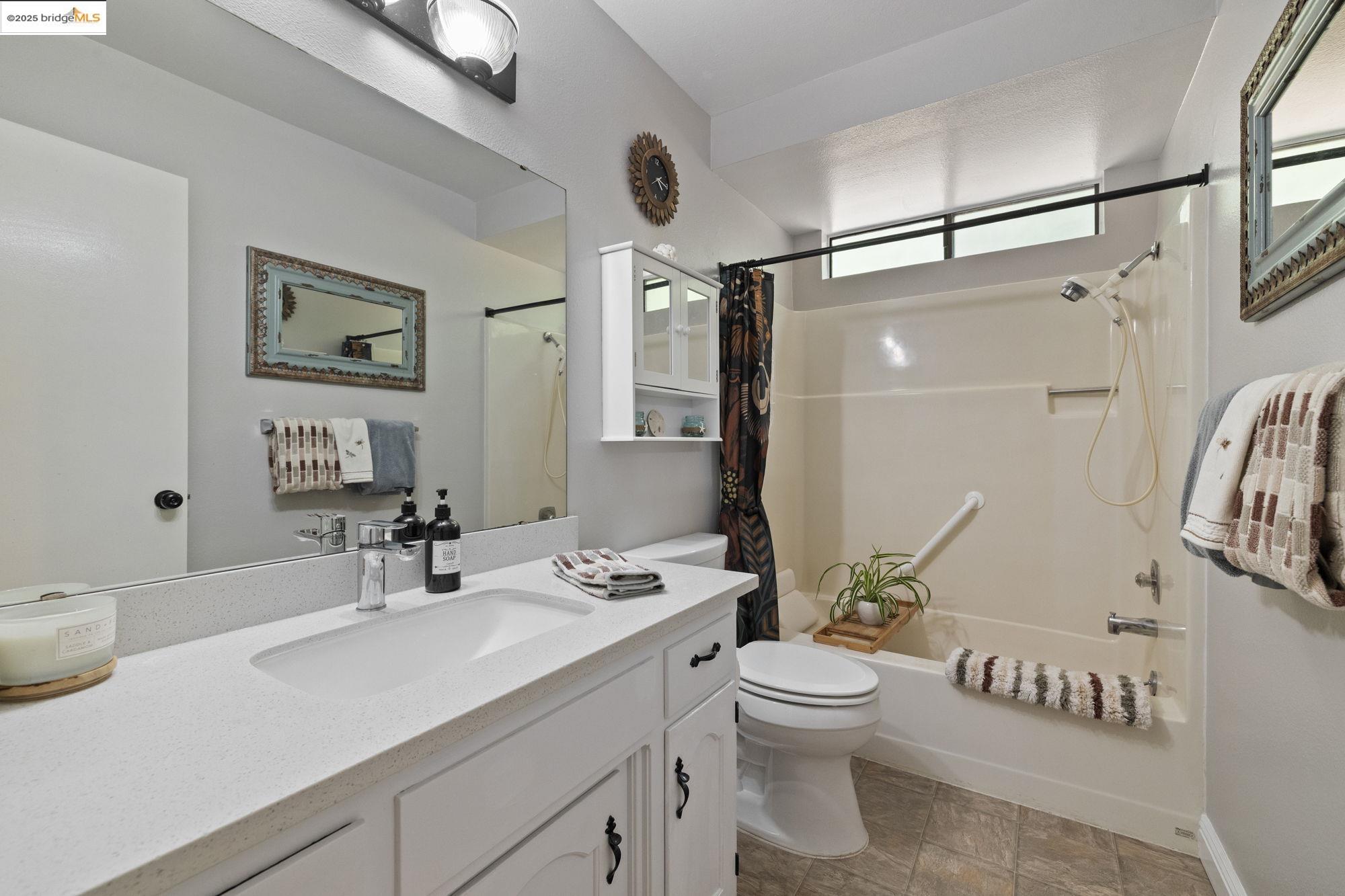 Detail Gallery Image 21 of 34 For 20112 Shawnee Dr, Sonora,  CA 95370 - 3 Beds | 2 Baths