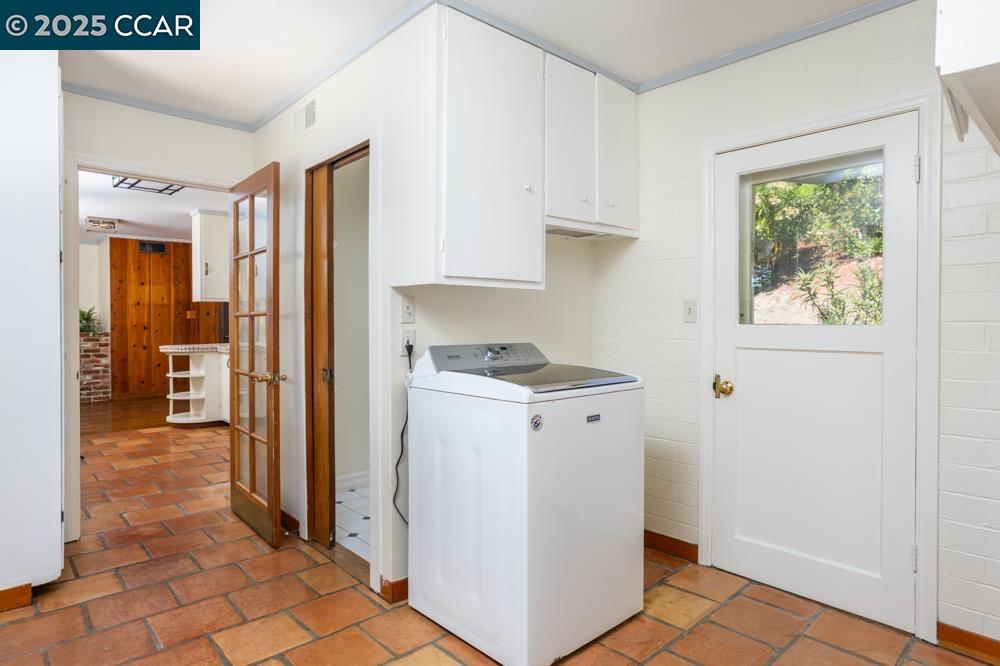 Detail Gallery Image 20 of 29 For 1133 N Thompson Rd, Lafayette,  CA 94549 - 3 Beds | 2 Baths