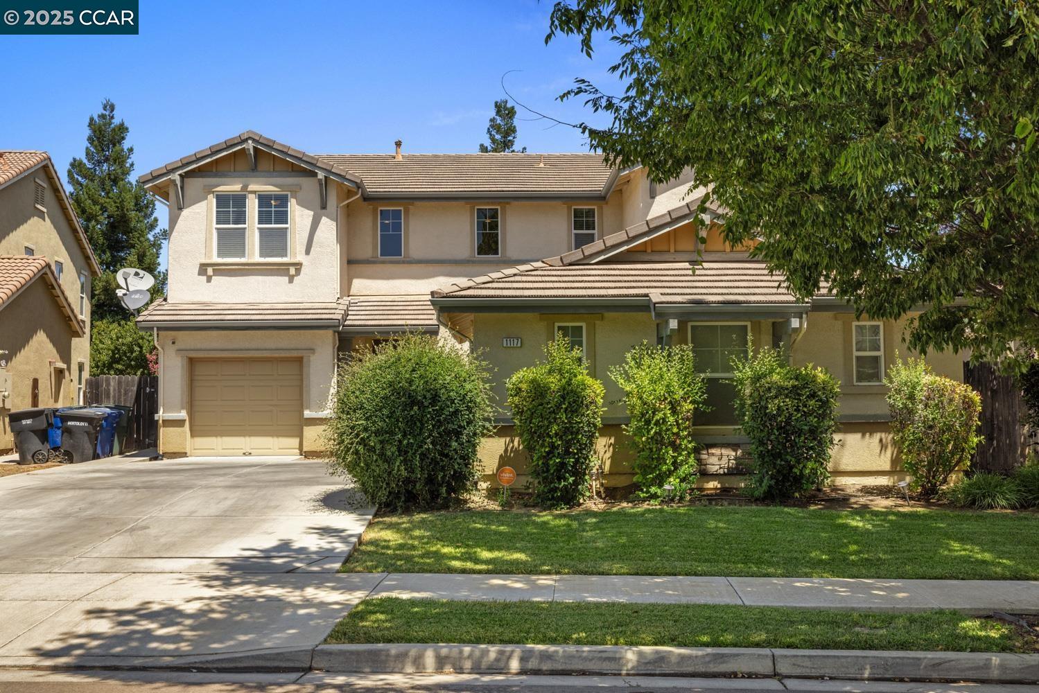 Detail Gallery Image 2 of 55 For 1117 Van Gogh Lane, Patterson,  CA 95363 - 4 Beds | 3/1 Baths