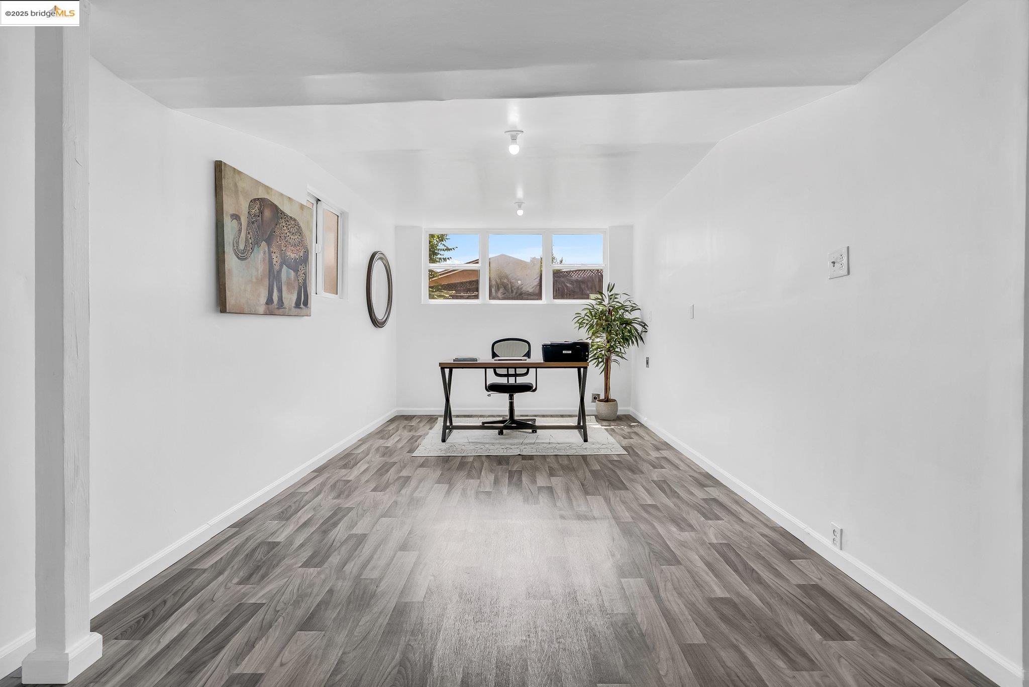 Detail Gallery Image 16 of 47 For 2350 W Shell Ave, Martinez,  CA 94553 - 4 Beds | 2 Baths