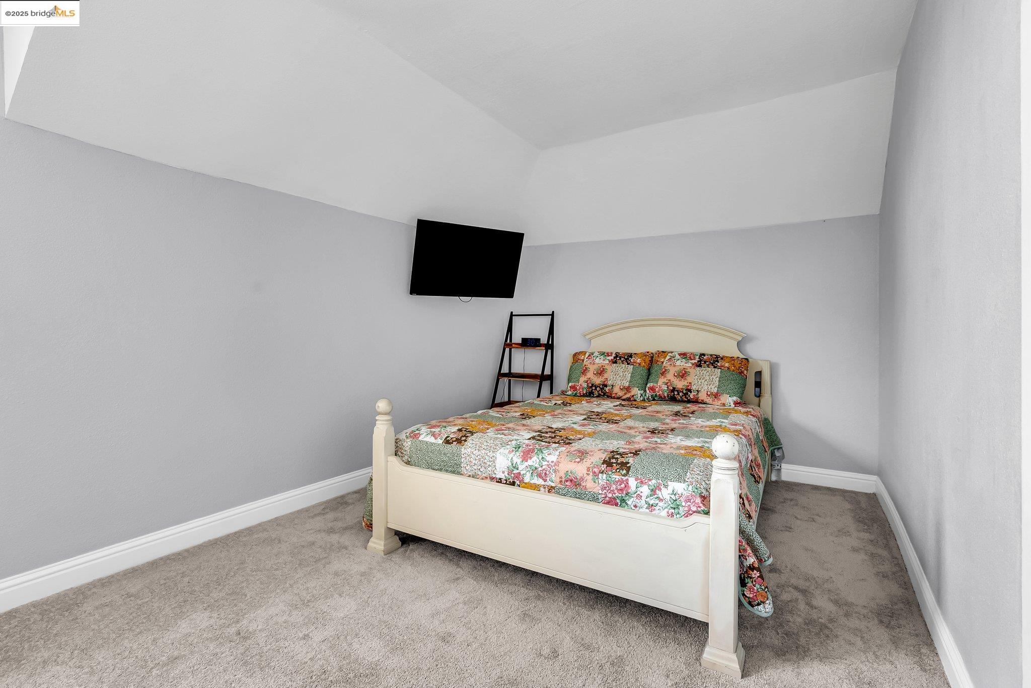 Detail Gallery Image 23 of 47 For 2350 W Shell Ave, Martinez,  CA 94553 - 4 Beds | 2 Baths