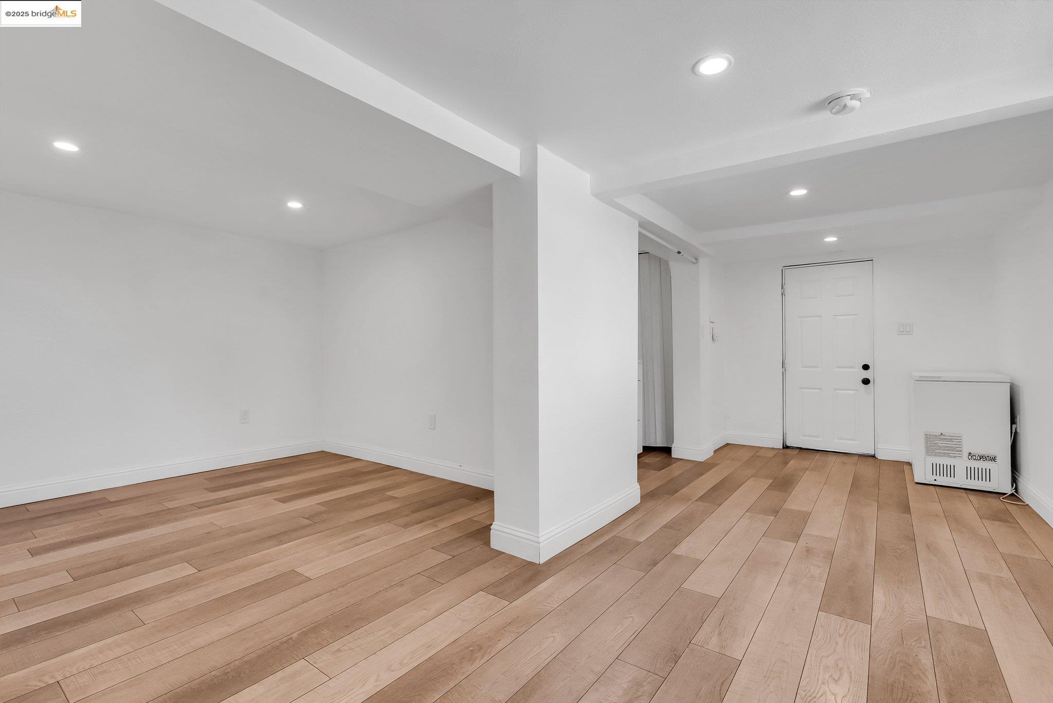 Detail Gallery Image 32 of 47 For 2350 W Shell Ave, Martinez,  CA 94553 - 4 Beds | 2 Baths
