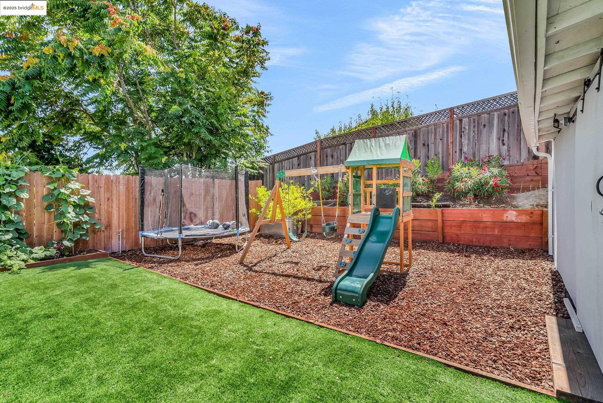 Detail Gallery Image 39 of 47 For 2350 W Shell Ave, Martinez,  CA 94553 - 4 Beds | 2 Baths