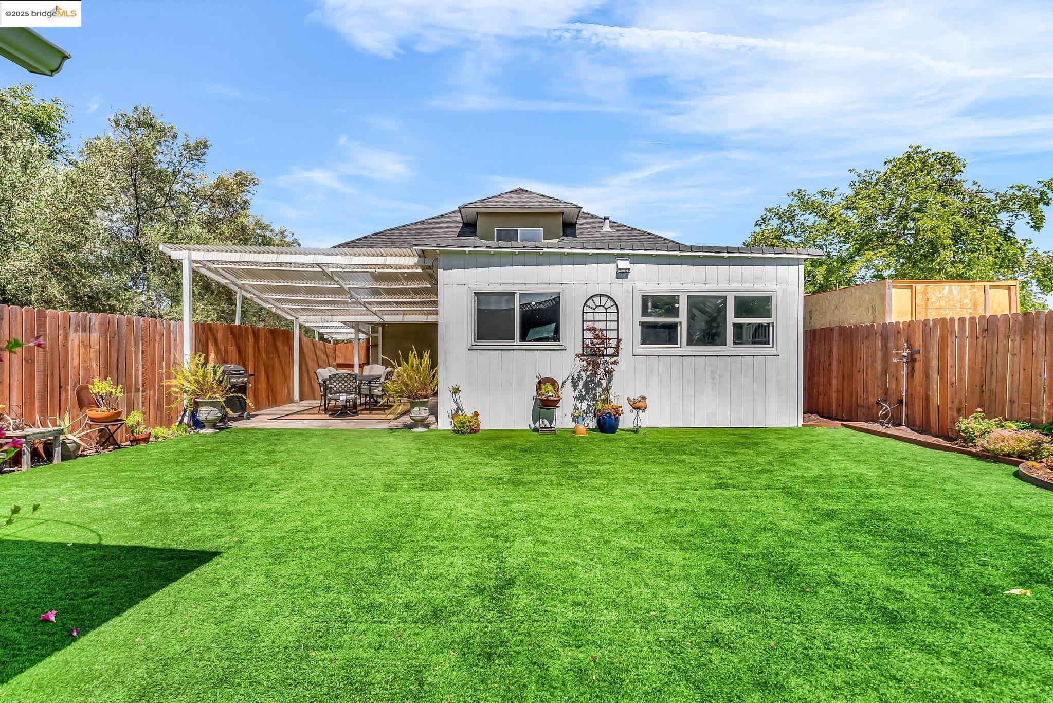 Detail Gallery Image 43 of 47 For 2350 W Shell Ave, Martinez,  CA 94553 - 4 Beds | 2 Baths