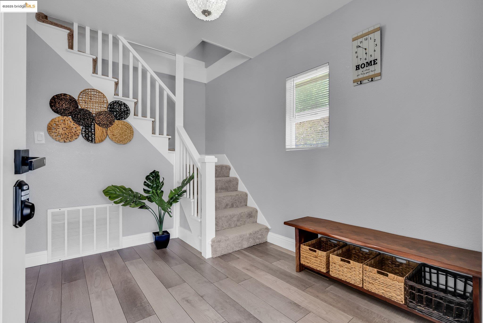 Detail Gallery Image 6 of 47 For 2350 W Shell Ave, Martinez,  CA 94553 - 4 Beds | 2 Baths