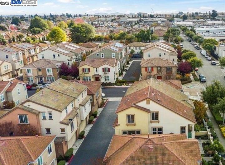 Detail Gallery Image 3 of 43 For 23654 Saklan Rd, Hayward,  CA 94545 - 3 Beds | 3/1 Baths
