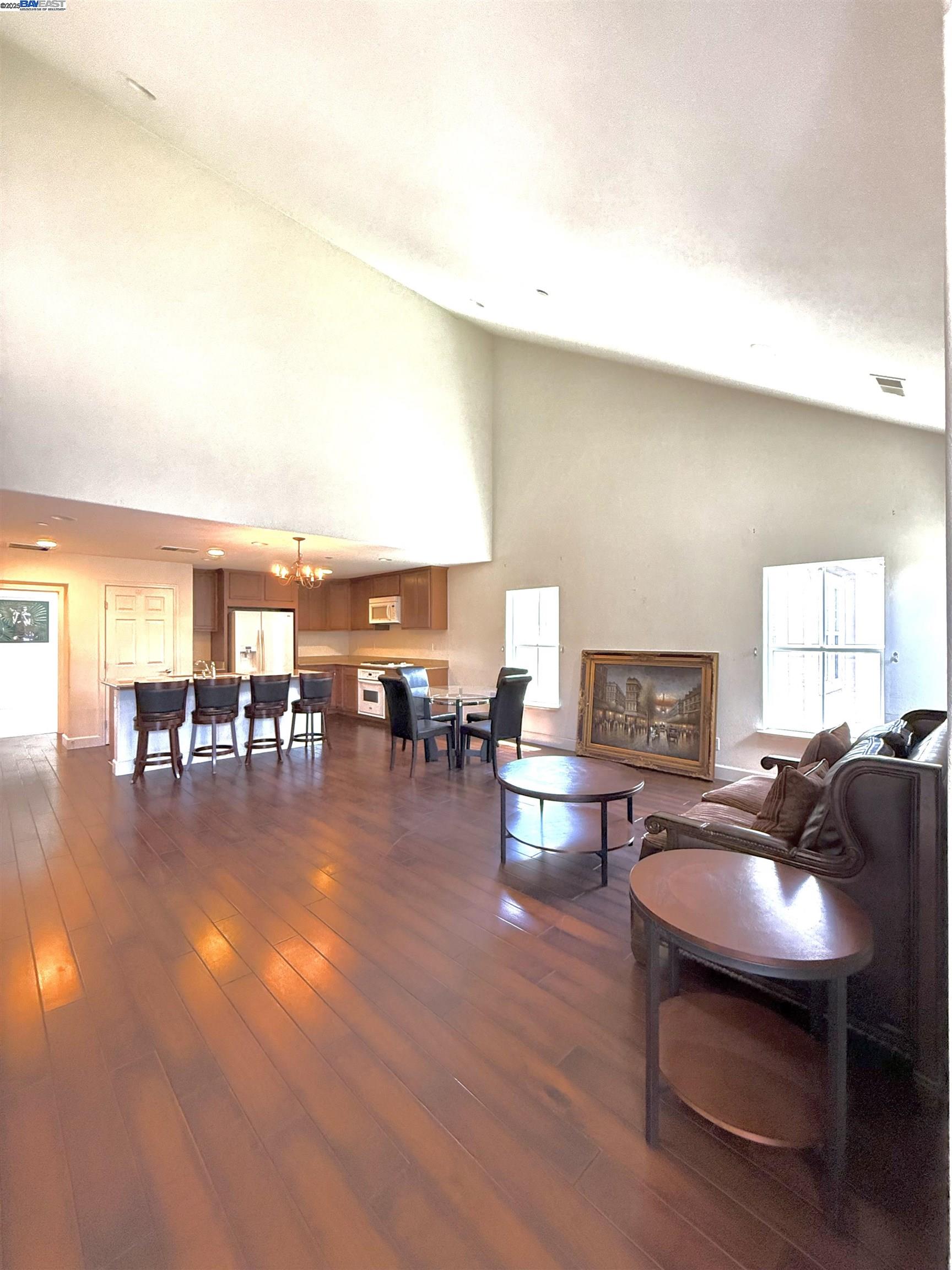 Detail Gallery Image 22 of 43 For 23654 Saklan Rd, Hayward,  CA 94545 - 3 Beds | 3/1 Baths