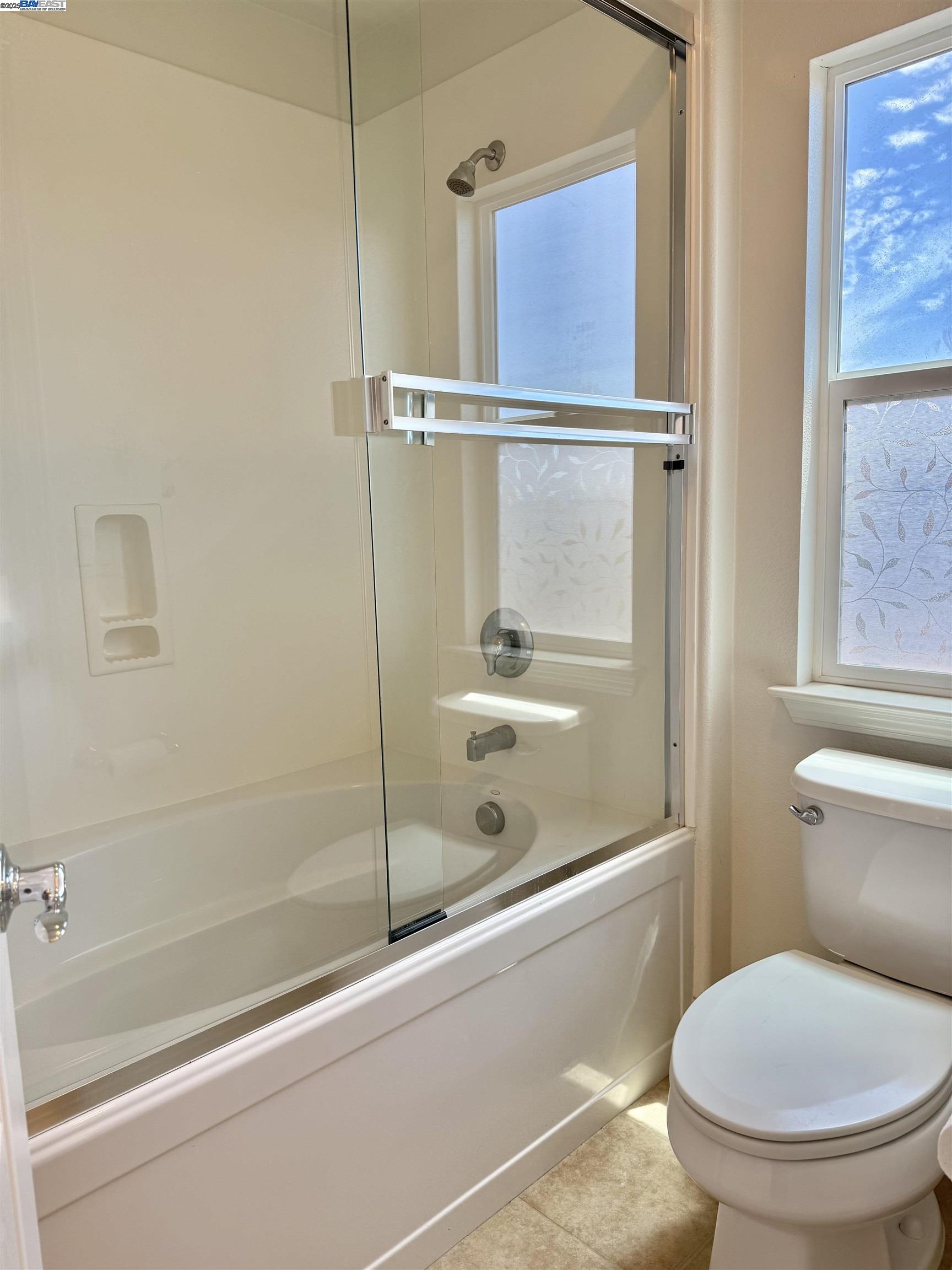 Detail Gallery Image 34 of 43 For 23654 Saklan Rd, Hayward,  CA 94545 - 3 Beds | 3/1 Baths