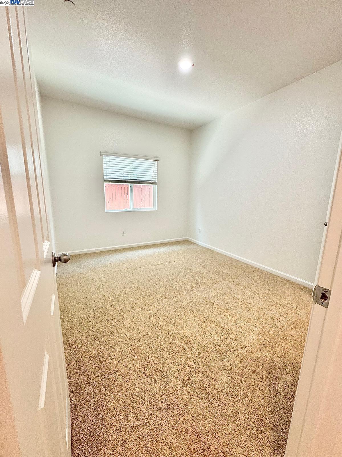 Detail Gallery Image 12 of 37 For 597 Pendragon St, Manteca,  CA 95337 - 4 Beds | 2 Baths