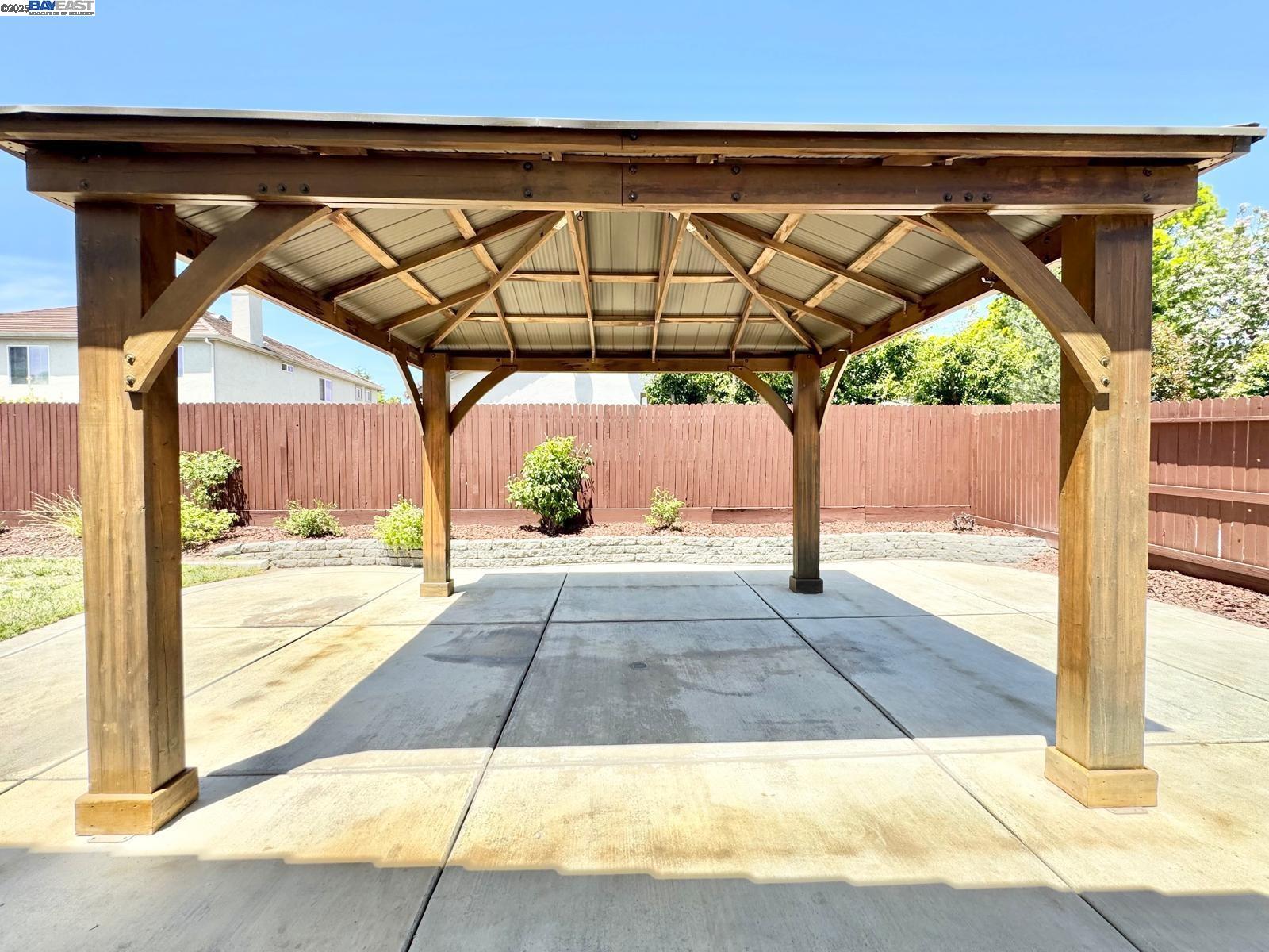 Detail Gallery Image 29 of 37 For 597 Pendragon St, Manteca,  CA 95337 - 4 Beds | 2 Baths