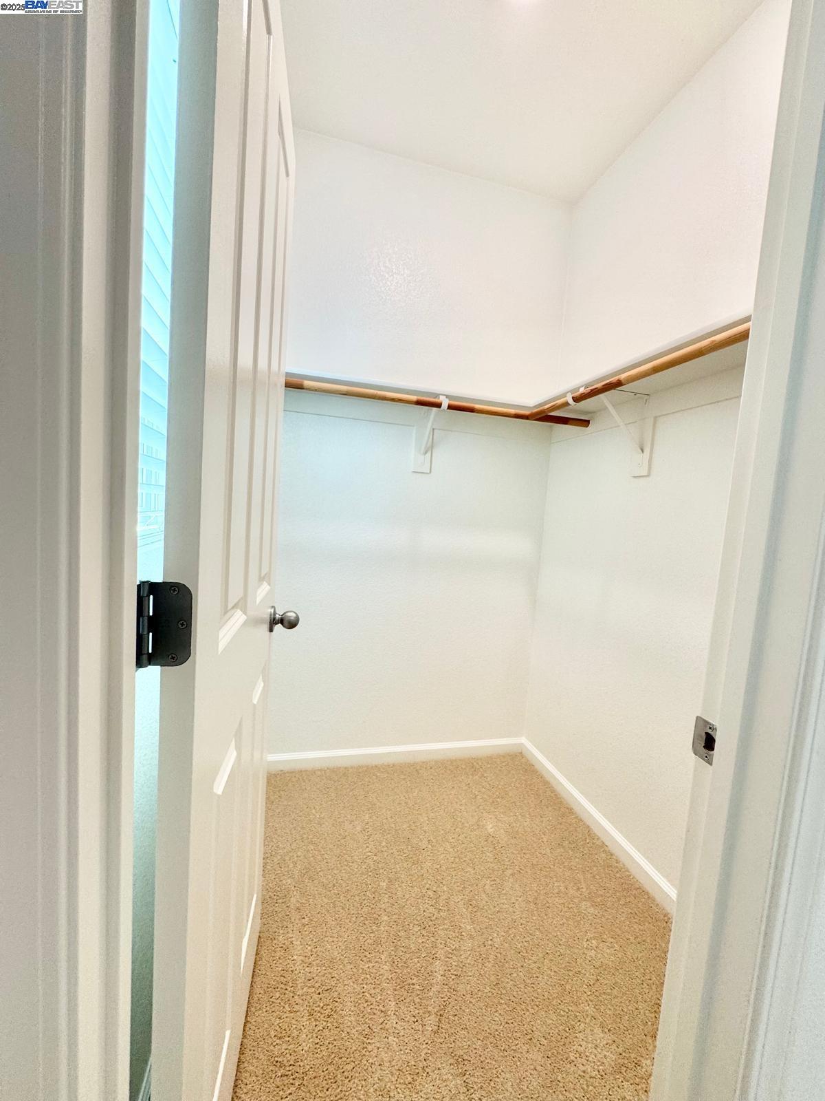 Detail Gallery Image 9 of 37 For 597 Pendragon St, Manteca,  CA 95337 - 4 Beds | 2 Baths