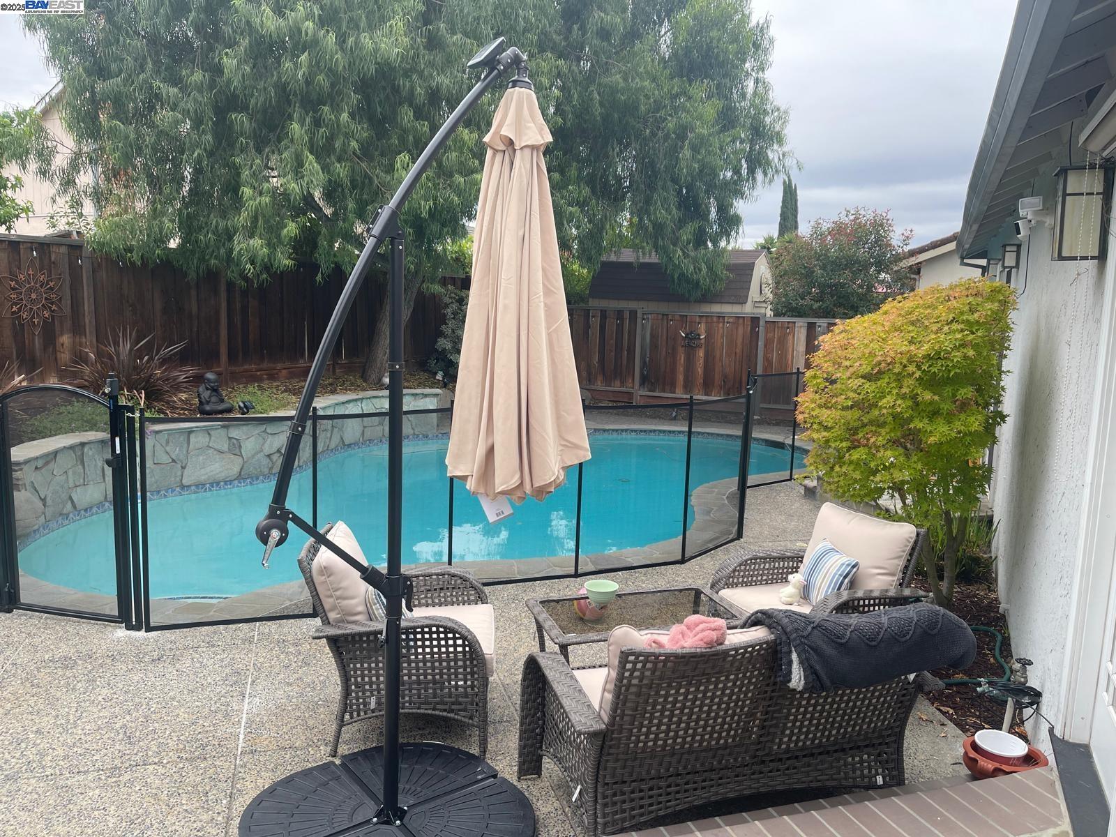 Detail Gallery Image 12 of 12 For 1241 Arlington Rd, Livermore,  CA 94551 - 3 Beds | 2 Baths