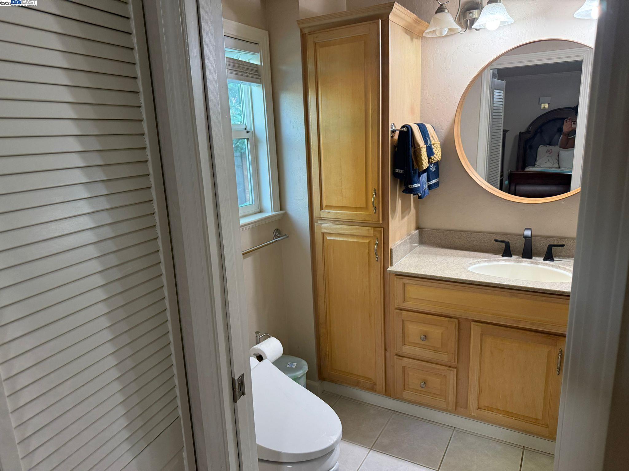 Detail Gallery Image 9 of 12 For 1241 Arlington Rd, Livermore,  CA 94551 - 3 Beds | 2 Baths