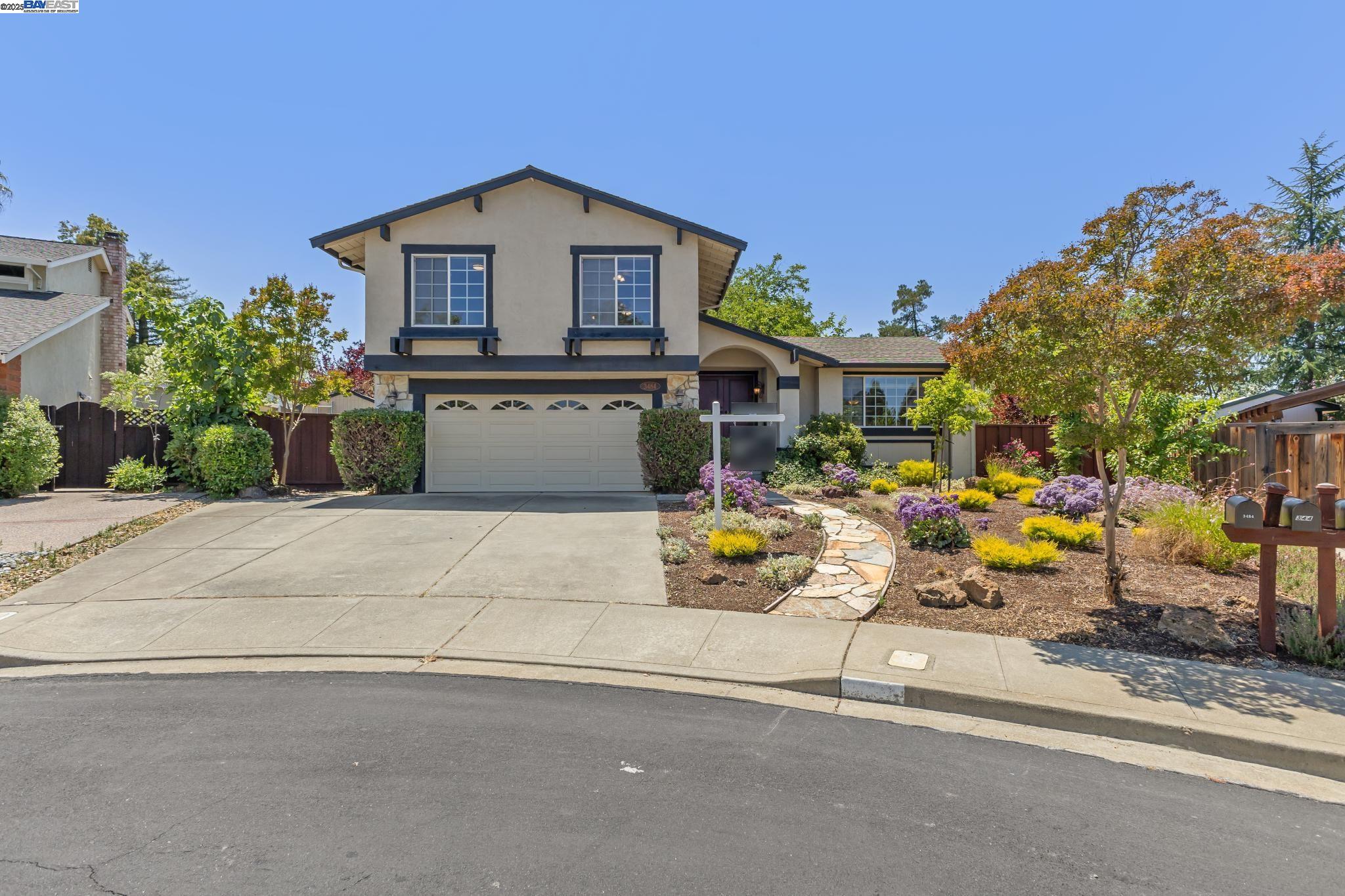 Detail Gallery Image 1 of 1 For 3484 Bordeaux Pl, Pleasanton,  CA 94566 - 4 Beds | 2/1 Baths
