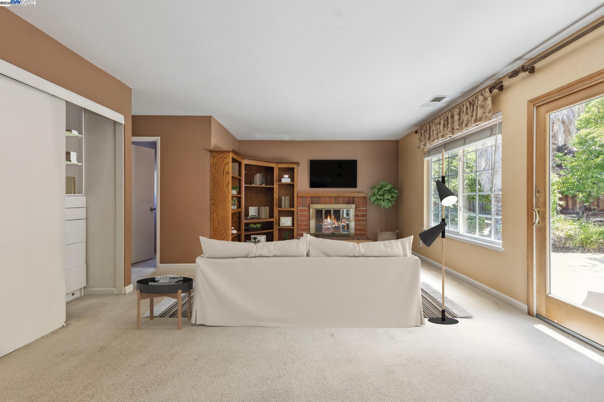 Detail Gallery Image 17 of 35 For 3484 Bordeaux Pl, Pleasanton,  CA 94566 - 4 Beds | 2/1 Baths