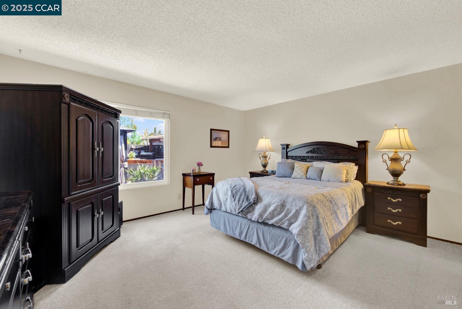 Detail Gallery Image 11 of 20 For 139 Pepperwood St, Hercules,  CA 94547 - 3 Beds | 2 Baths