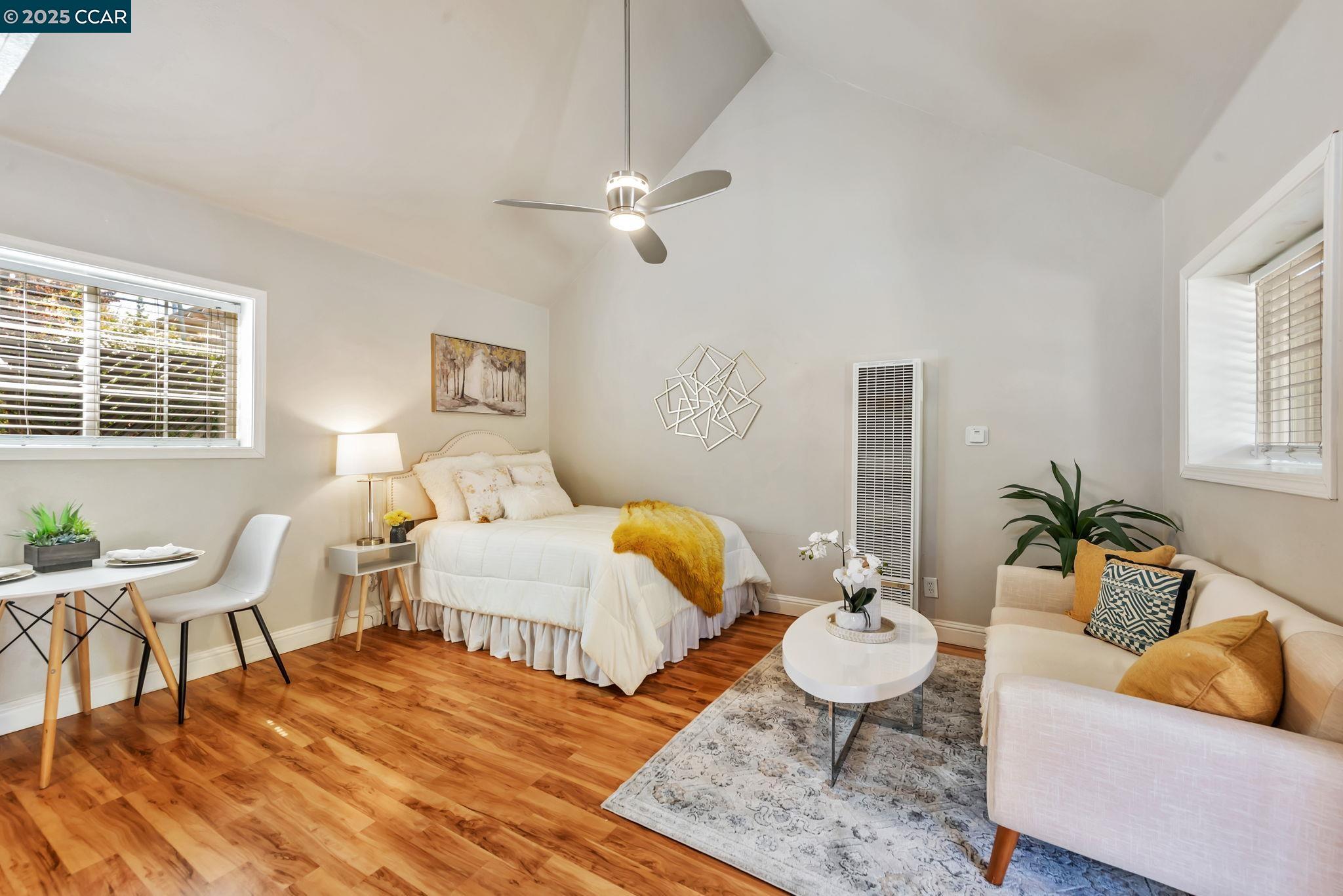 Detail Gallery Image 42 of 51 For 941 45th St, Oakland,  CA 94608 - 4 Beds | 3 Baths
