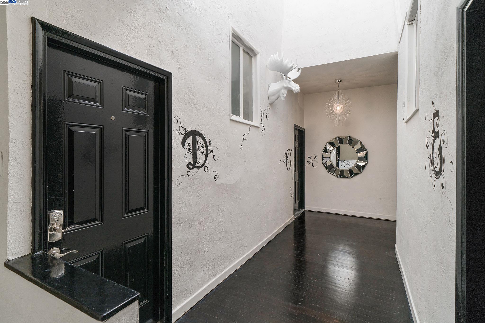 Detail Gallery Image 11 of 31 For , Alameda,  CA 94501 - – Beds | – Baths