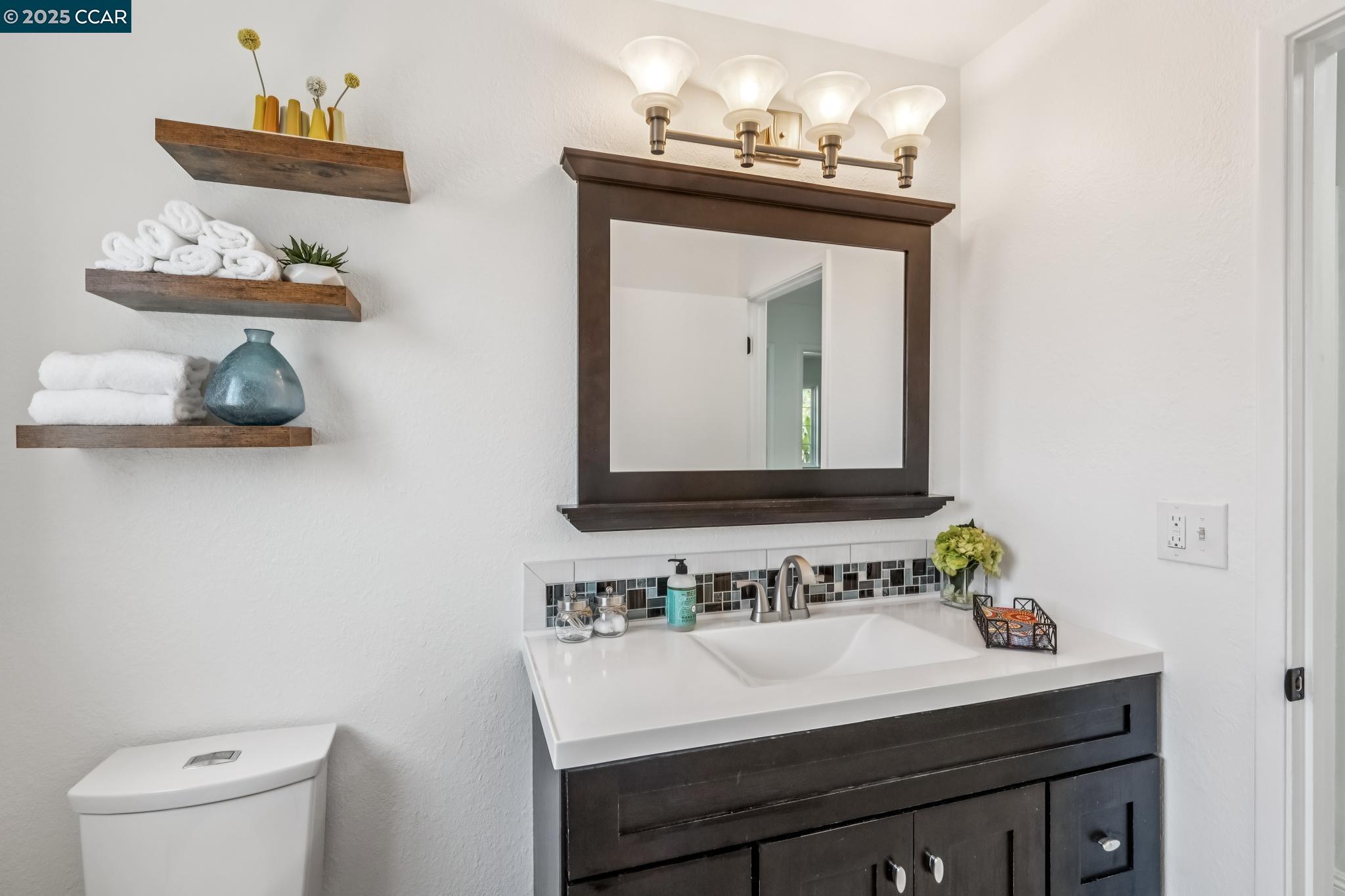 Detail Gallery Image 27 of 42 For 785 Bloching Cir, Clayton,  CA 94517 - 4 Beds | 2/1 Baths