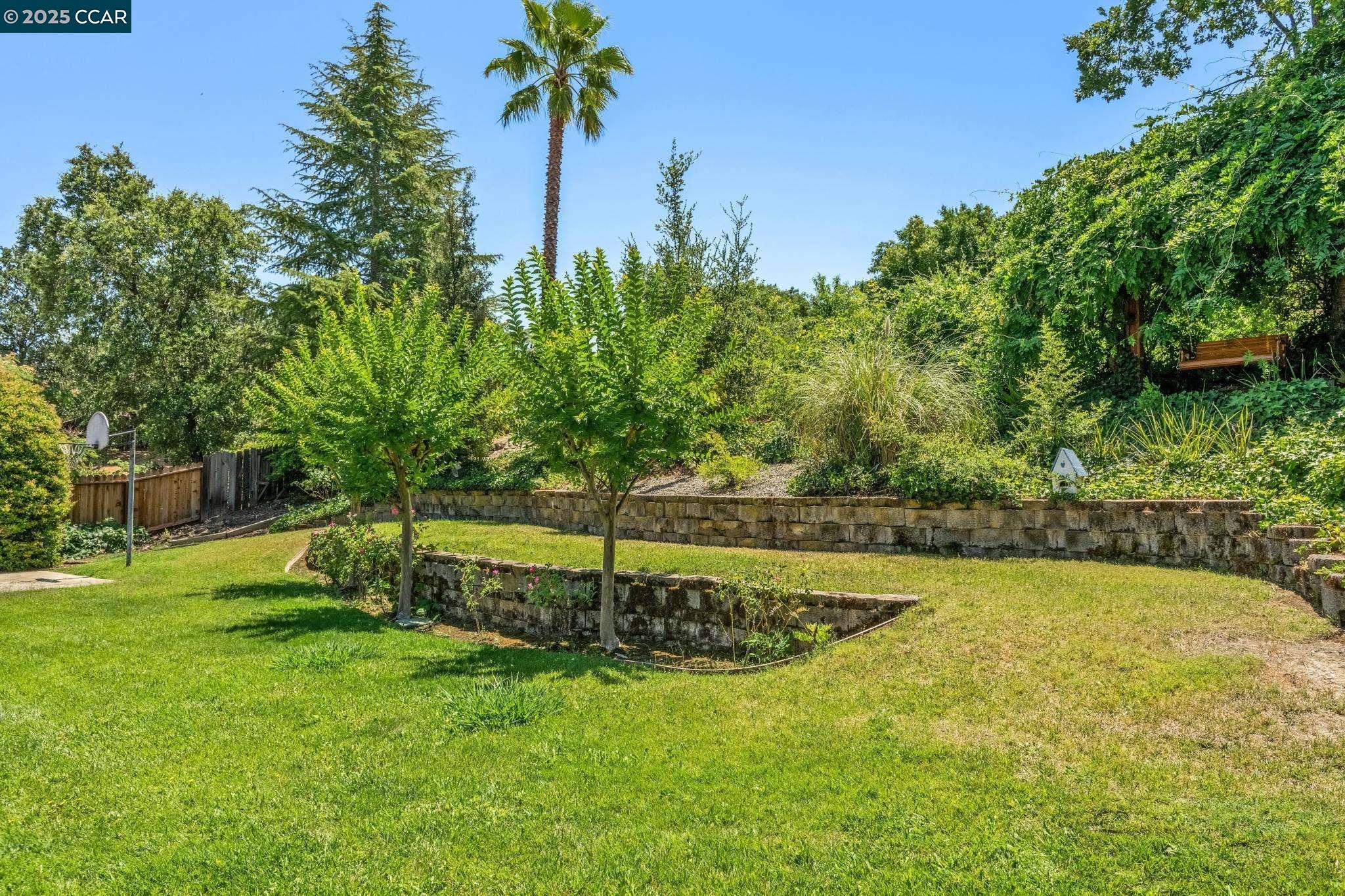 Detail Gallery Image 29 of 42 For 785 Bloching Cir, Clayton,  CA 94517 - 4 Beds | 2/1 Baths
