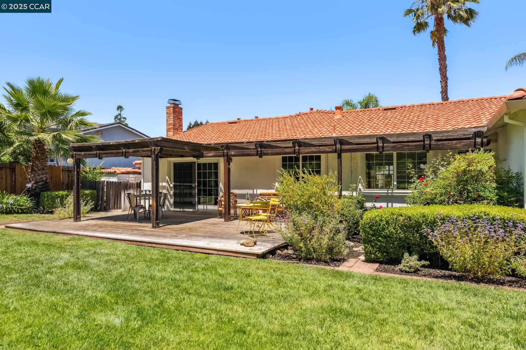 Detail Gallery Image 33 of 42 For 785 Bloching Cir, Clayton,  CA 94517 - 4 Beds | 2/1 Baths