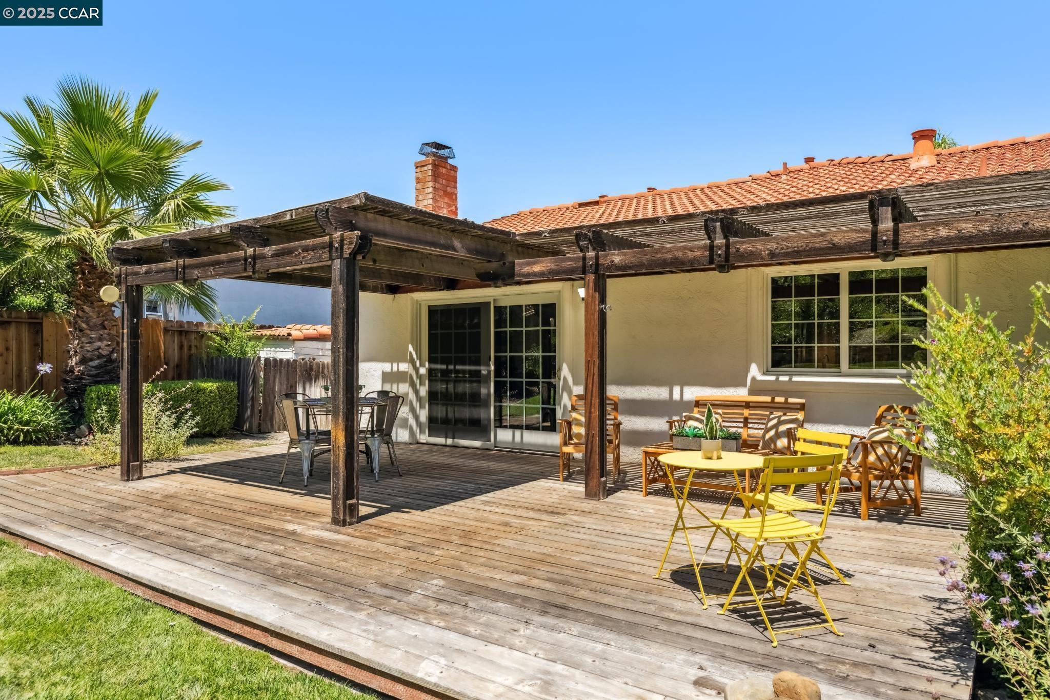 Detail Gallery Image 34 of 42 For 785 Bloching Cir, Clayton,  CA 94517 - 4 Beds | 2/1 Baths