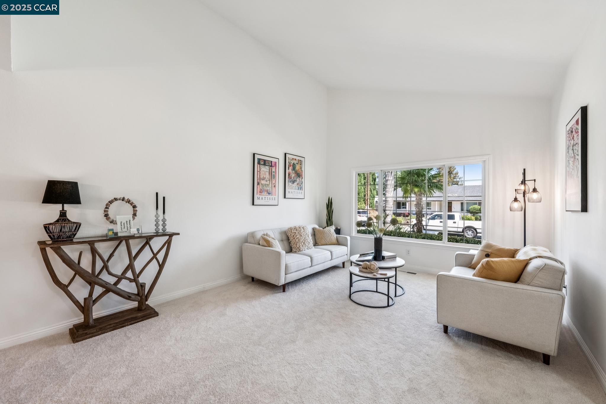 Detail Gallery Image 5 of 42 For 785 Bloching Cir, Clayton,  CA 94517 - 4 Beds | 2/1 Baths