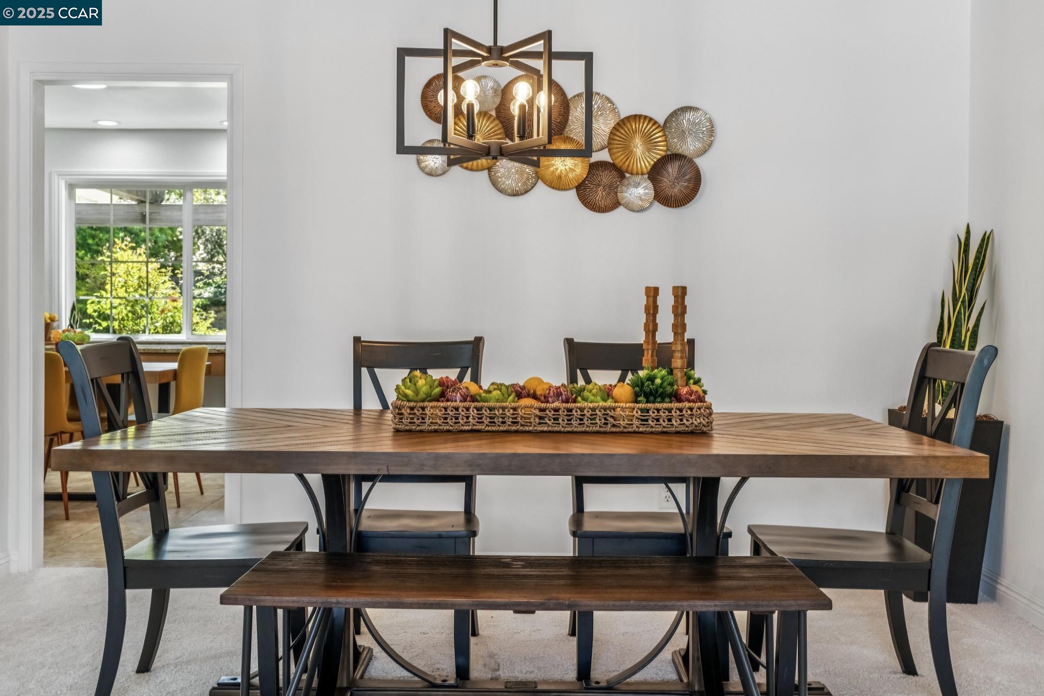 Detail Gallery Image 9 of 42 For 785 Bloching Cir, Clayton,  CA 94517 - 4 Beds | 2/1 Baths