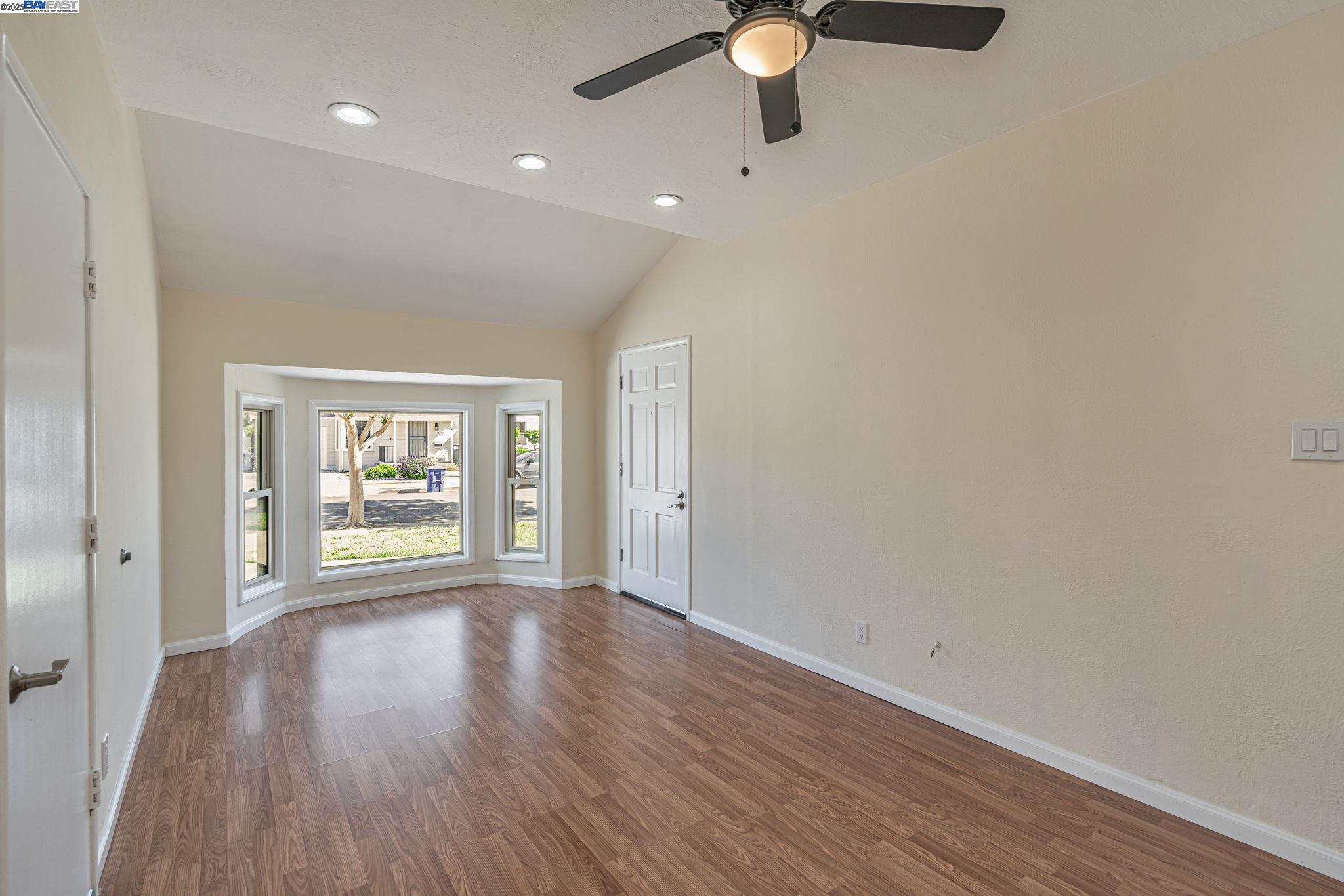 Photo #23: 41103738 Listing: Photo #23