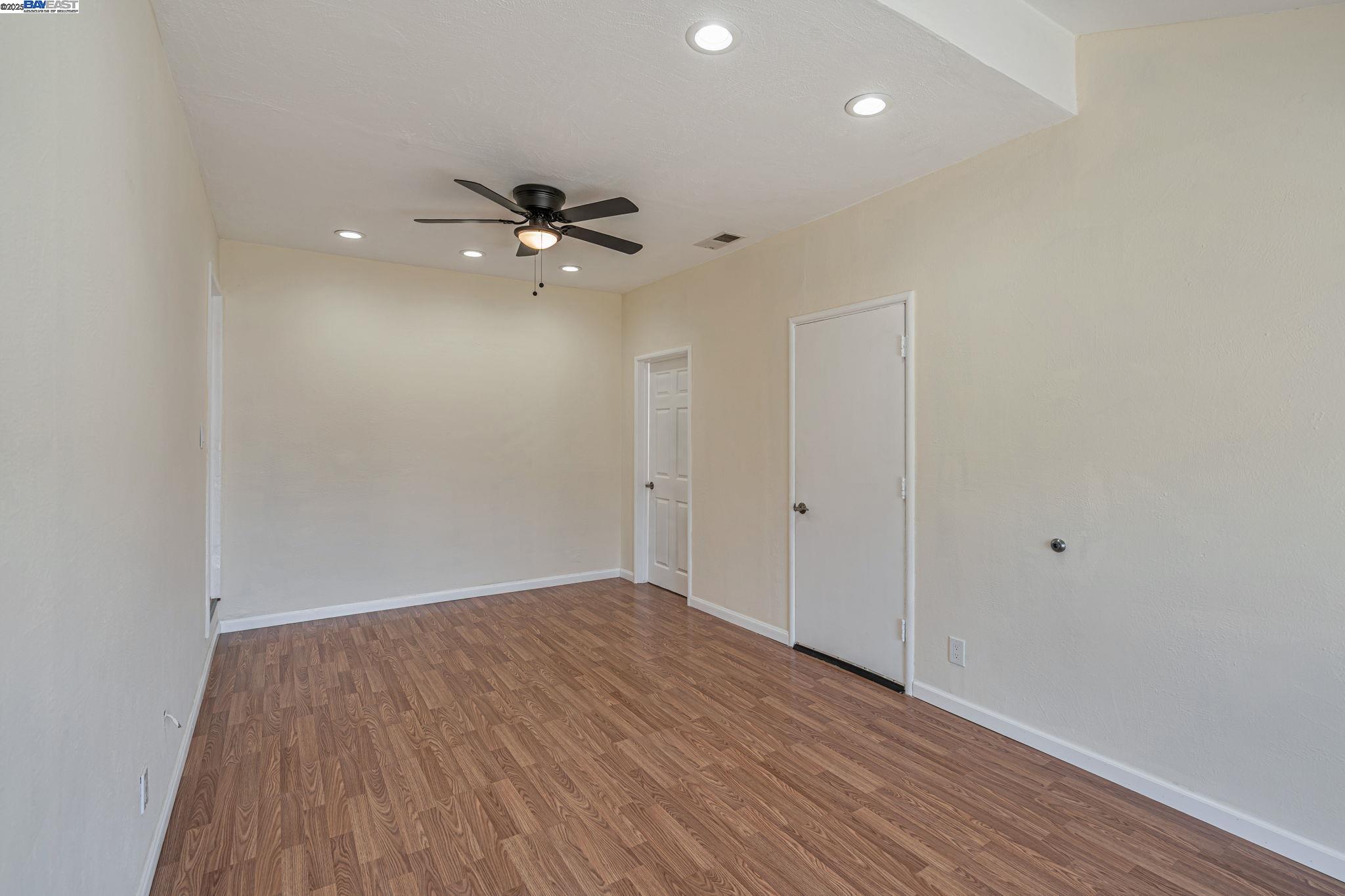 Photo #25: 41103738 Listing: Photo #25