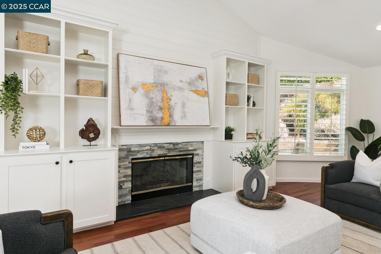Detail Gallery Image 15 of 36 For 2 Deerfield Lane, Walnut Creek,  CA 94595 - 4 Beds | 3/1 Baths